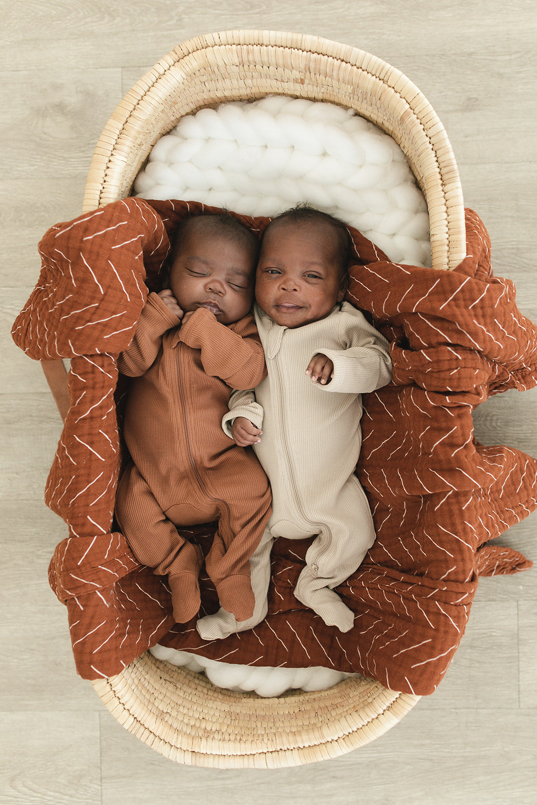 organic cotton ribbed footie // vanilla