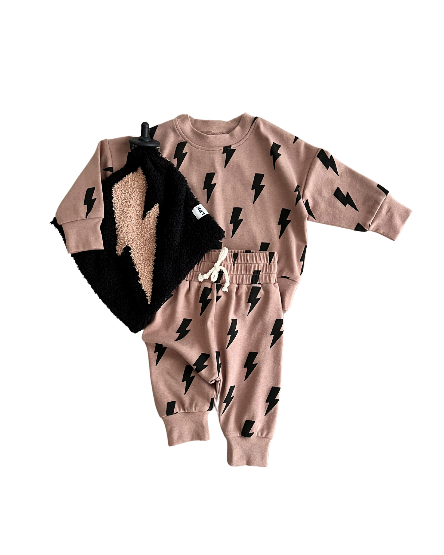 jogger set // mocha bolts (available in extended sizing up to 8/9)