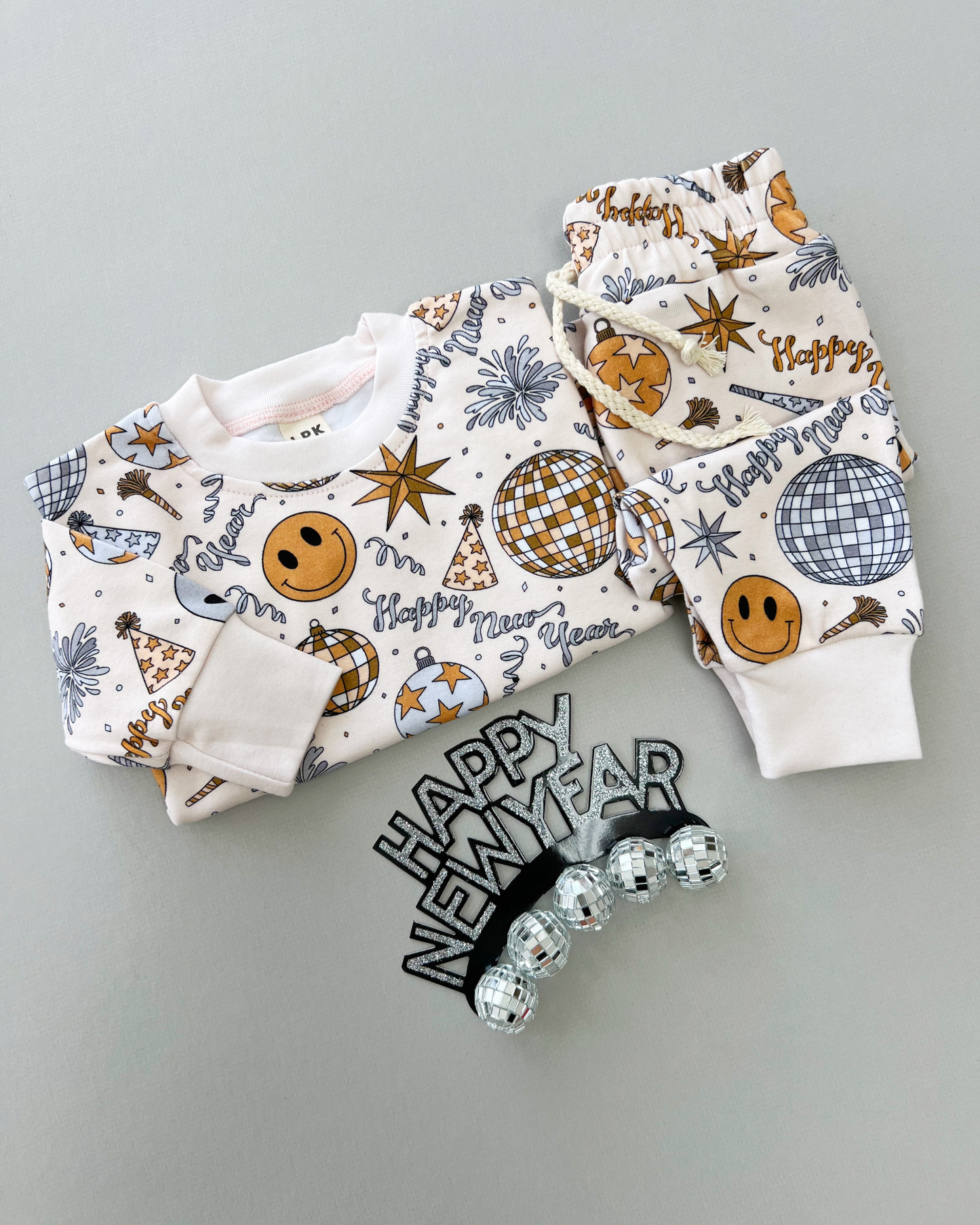 jogger set // new year party (available in extended sizing up to 8/9)