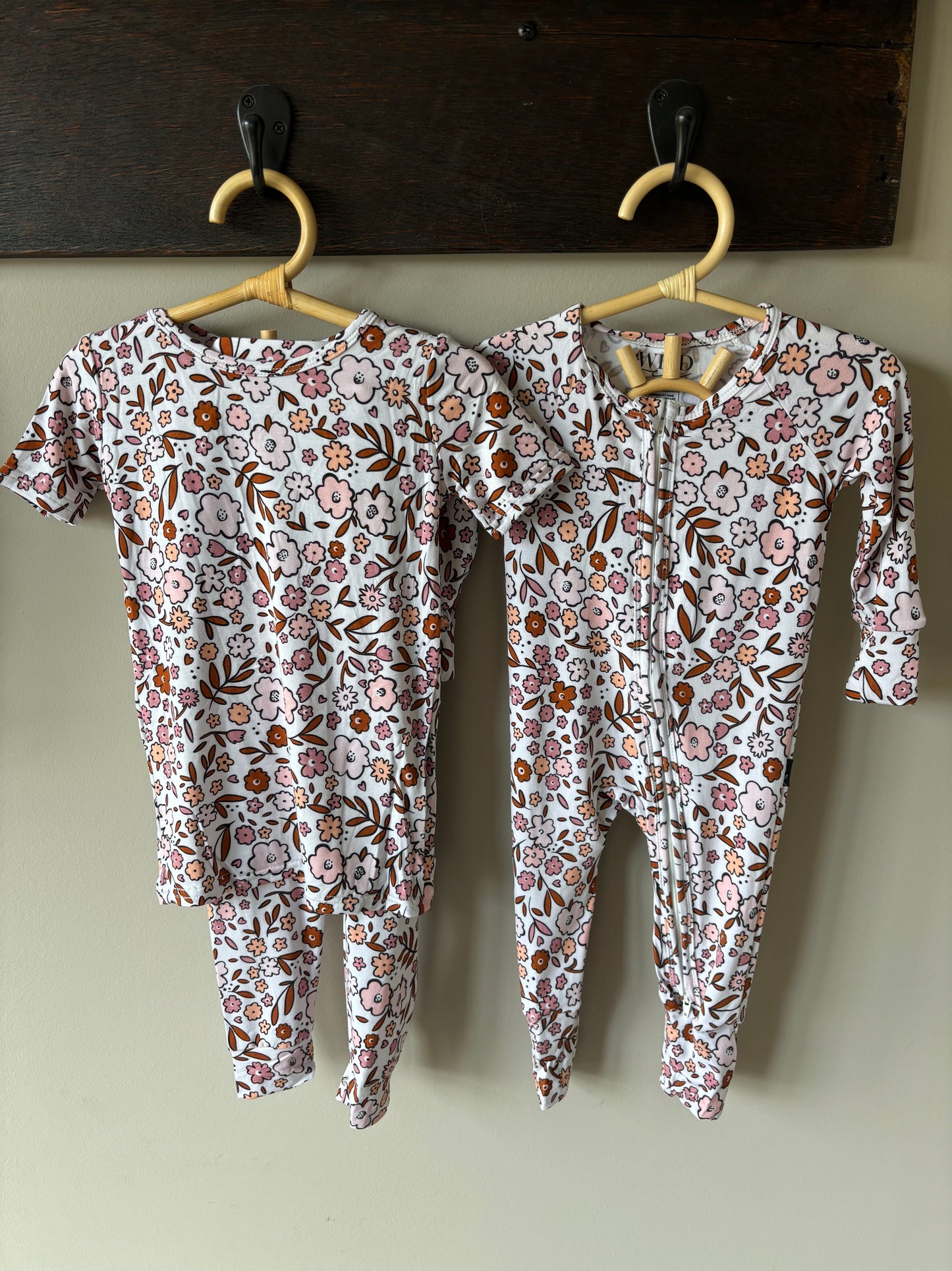 dainty floral bamboo // ZIPPY or SHORT-SLEEVE TOP + PANTS SET