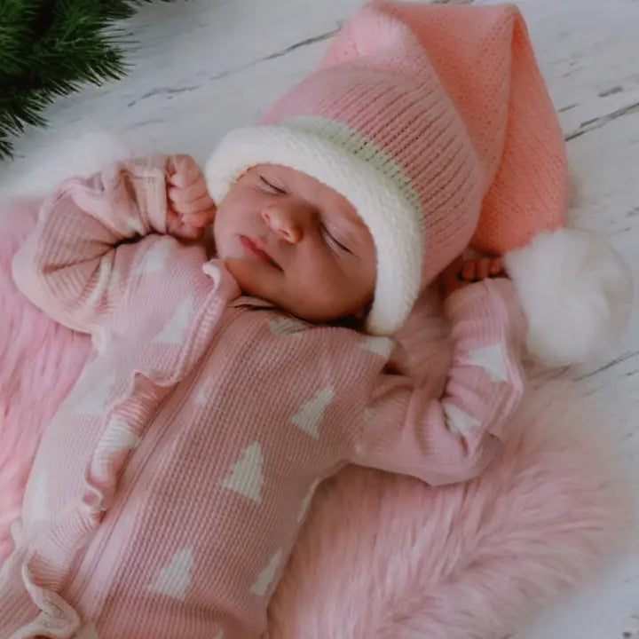 knit santa hat // pink