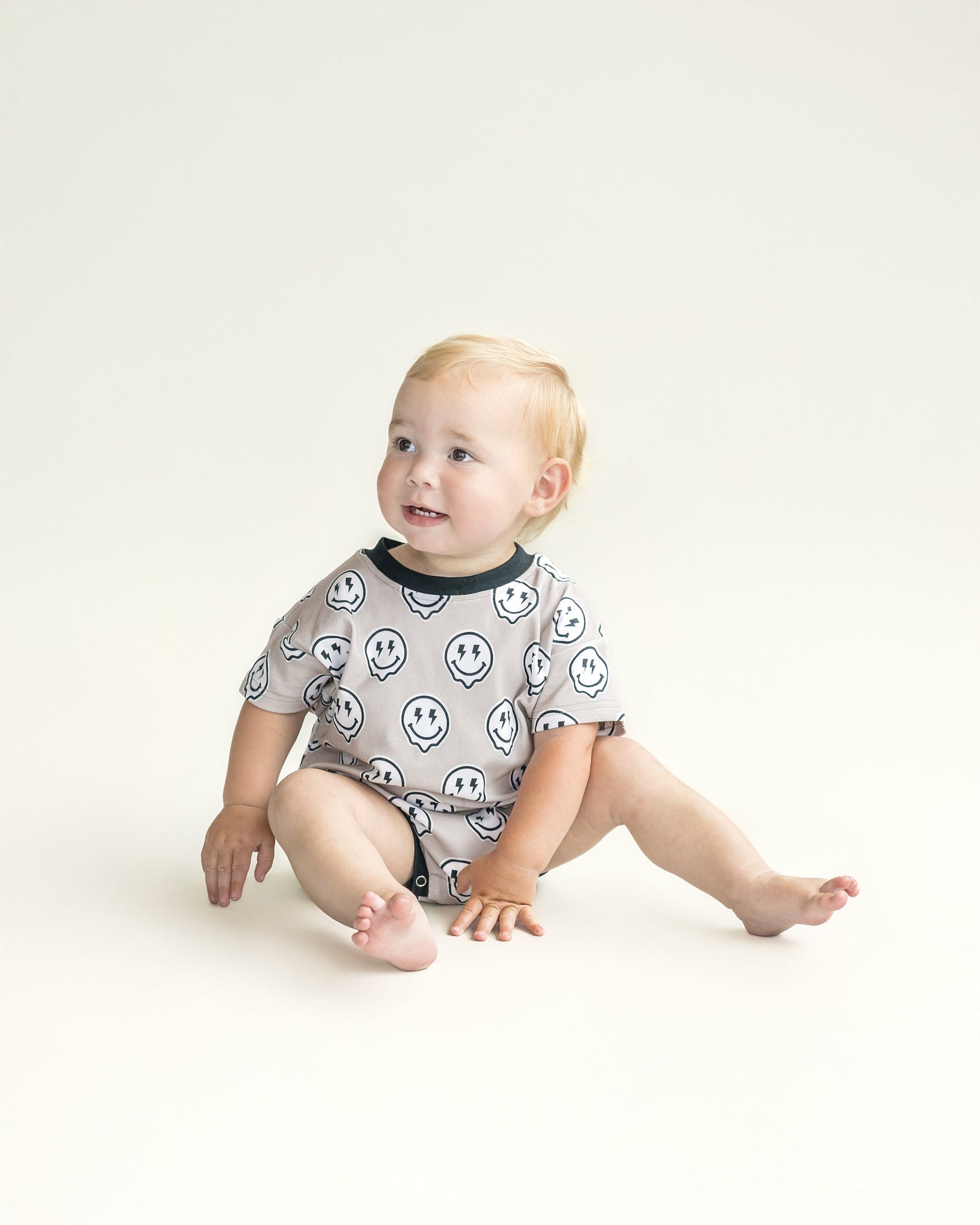 short sleeve bubble romper // electric drippy smiley