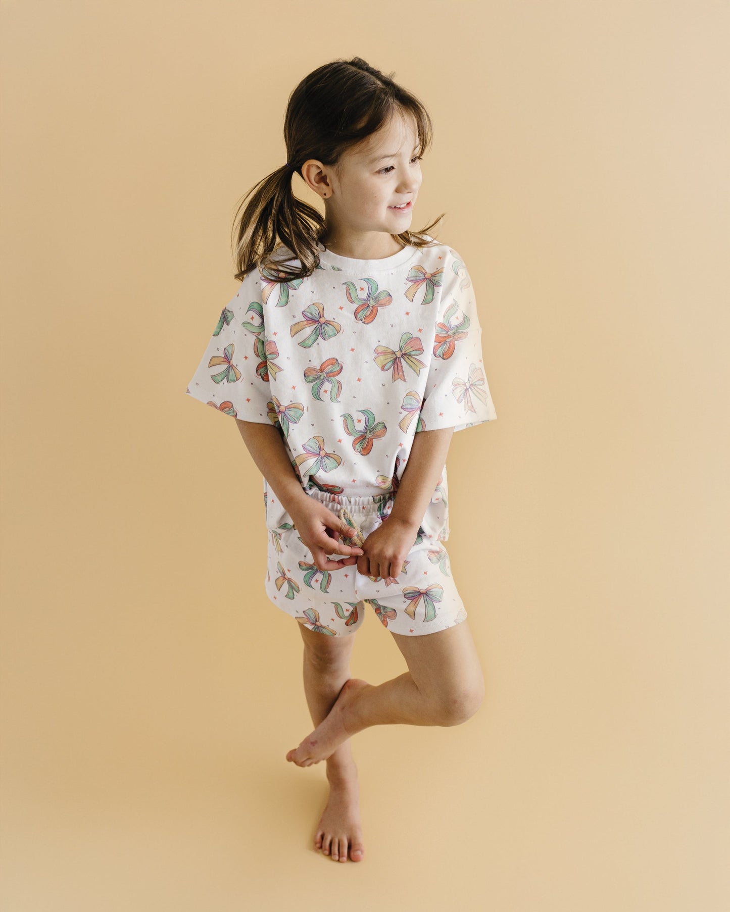 shorts set // happy bows (sizing up to 8/9)