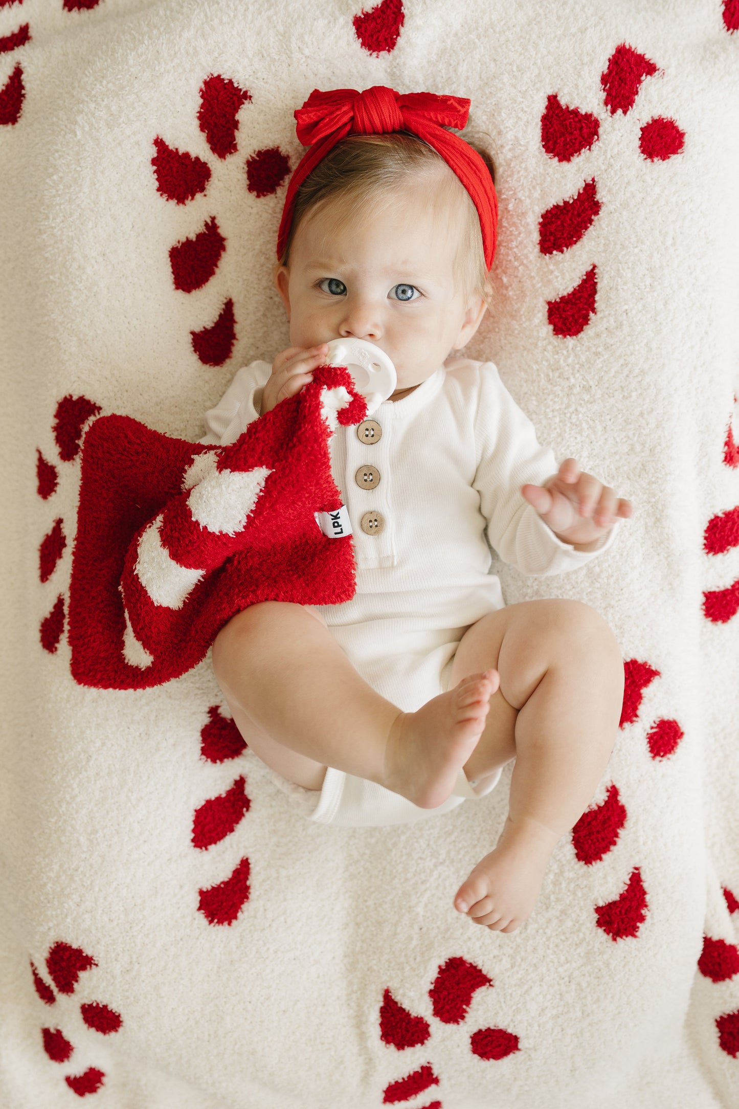 buttery-soft pacifier lovey // candy cane