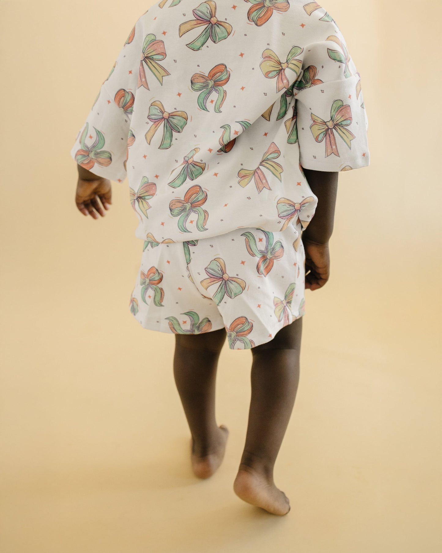 shorts set // happy bows (sizing up to 8/9)