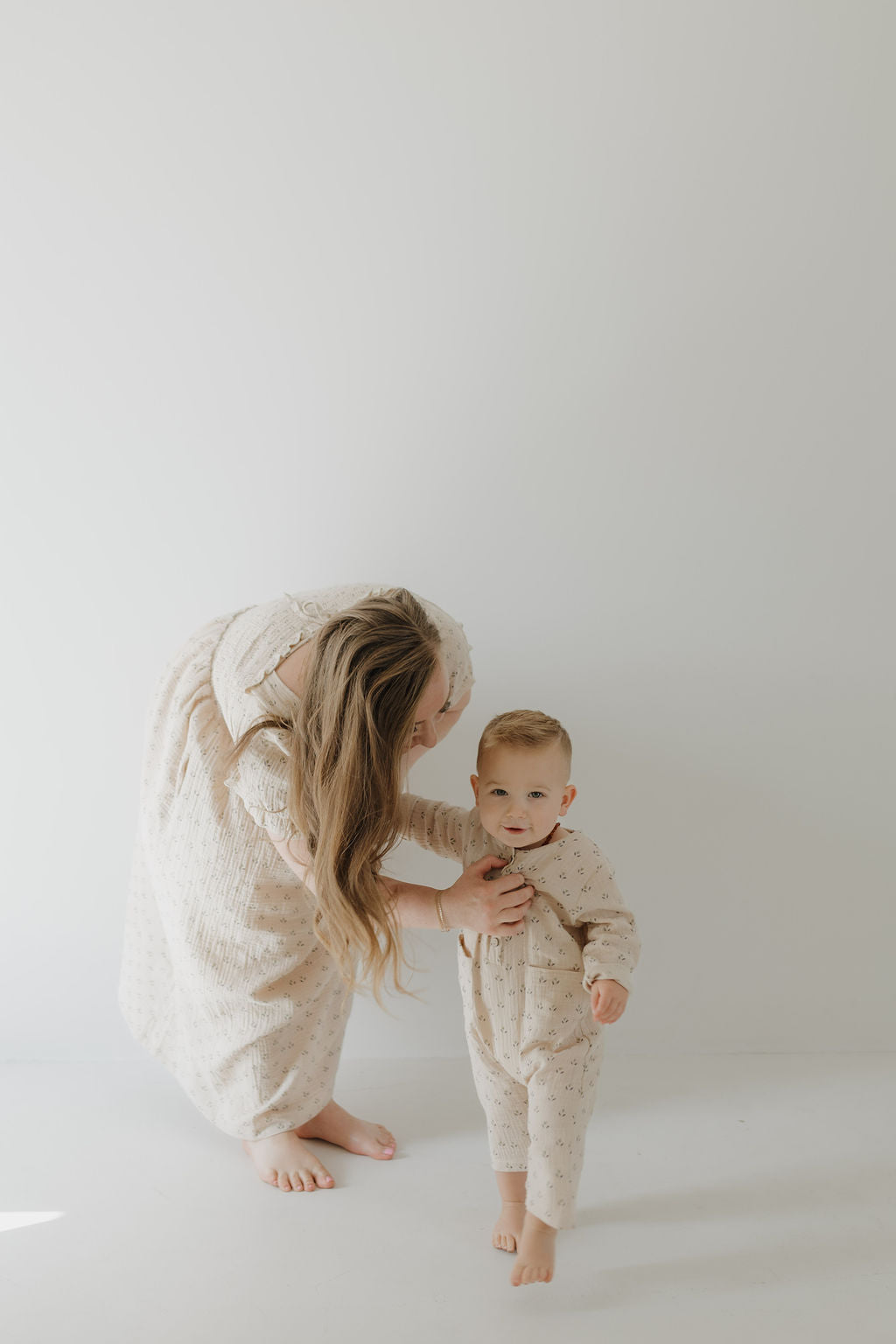 long-sleeve muslin romper // flora (comes in mama match)