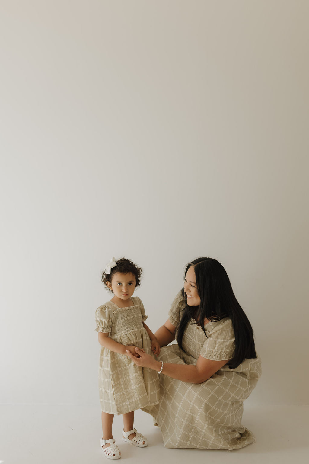 women's short-sleeve muslin dress // linen grid (comes in baby/child match)