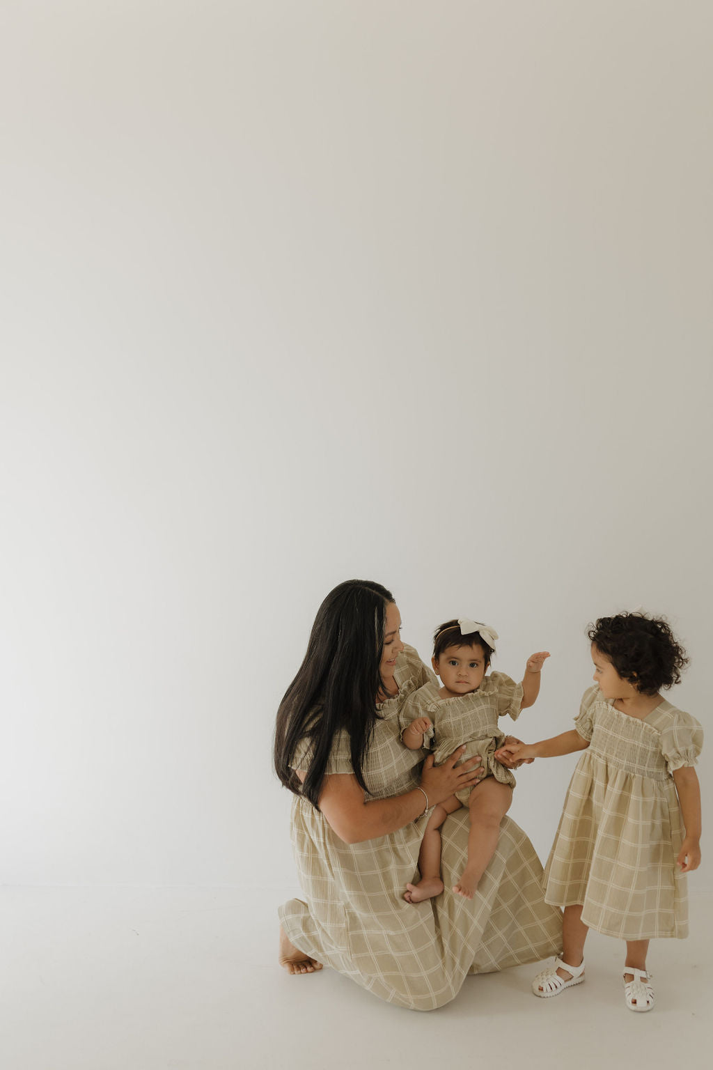 women's short-sleeve muslin dress // linen grid (comes in baby/child match)