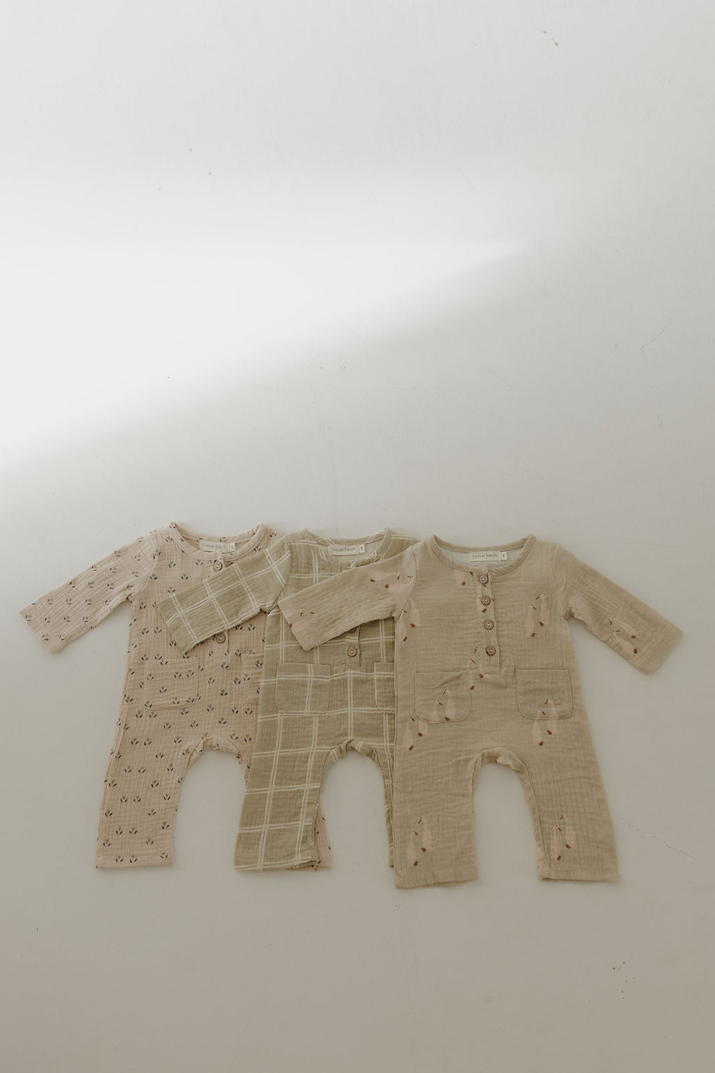 long-sleeve muslin romper // linen grid (comes in mama match)
