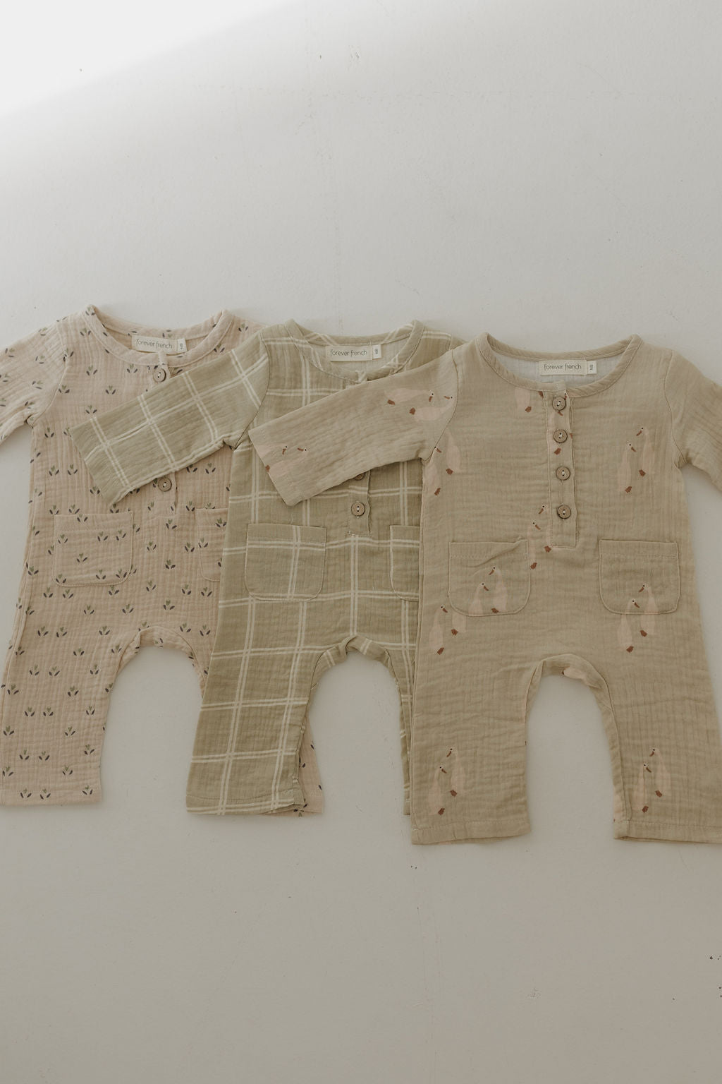 long-sleeve muslin romper // linen grid (comes in mama match)