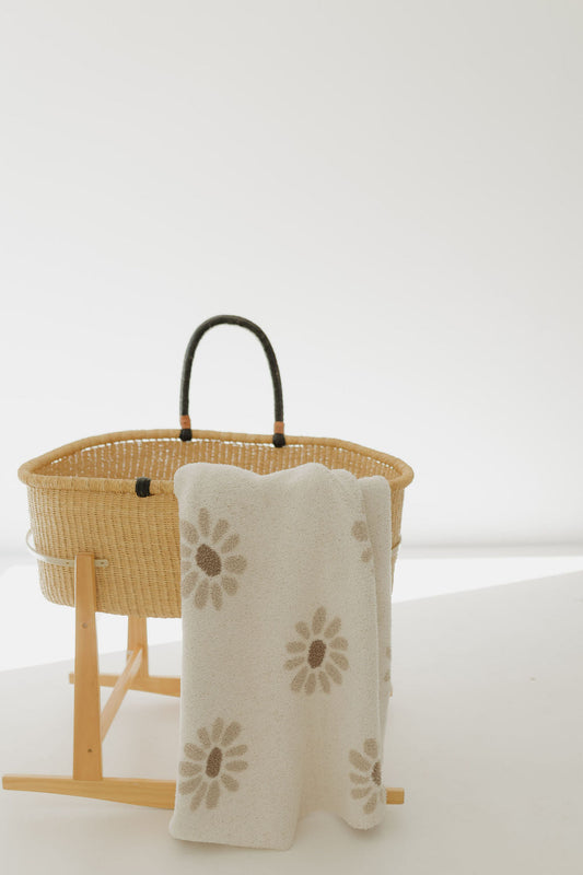 plush blanket // daisy fields
