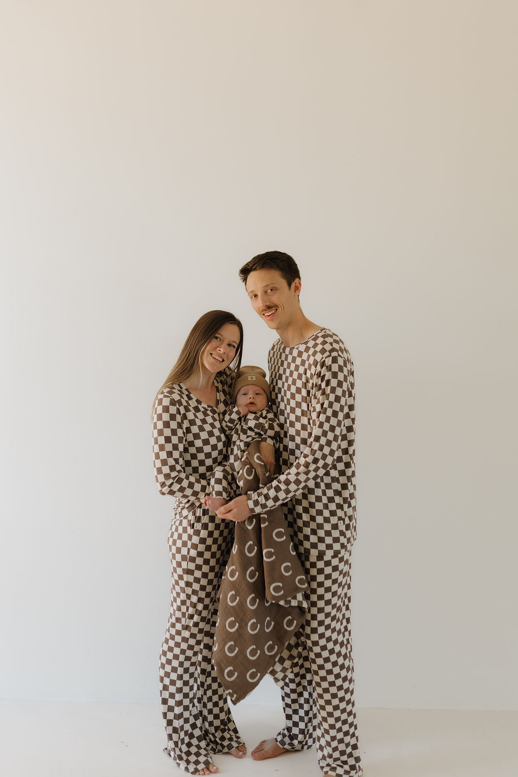 neutral checks bamboo pajamas // ZIPPY