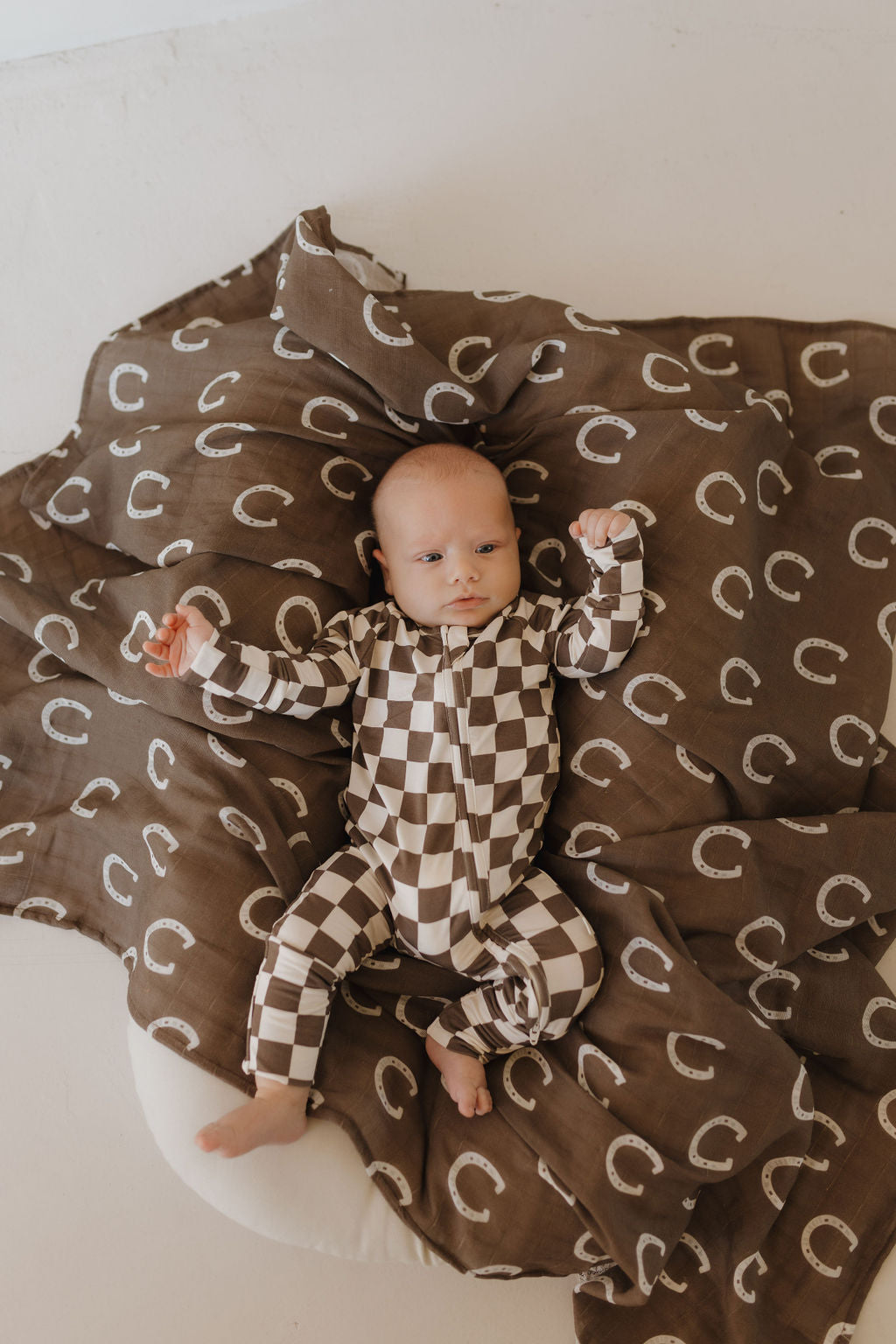neutral checks bamboo pajamas // ZIPPY