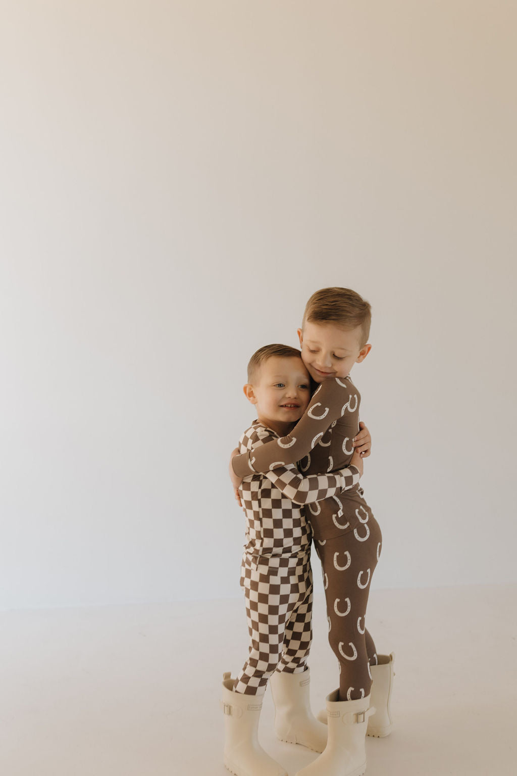 giddy up bamboo pajamas // LONG-SLEEVE TWO-PIECE SET (sizing up to 8/9)