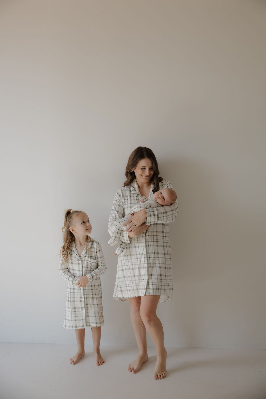 women’s bamboo night gown // picnic plaid