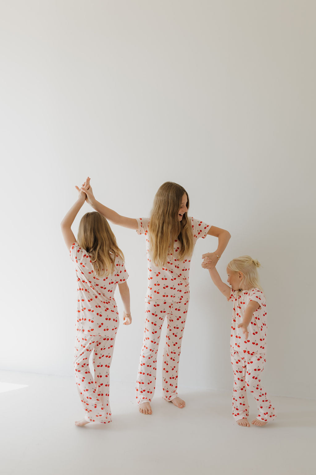 cherry orchard bamboo lounge set // SHORT-SLEEVE TOP + PANTS SET (sizing up to 10/12)