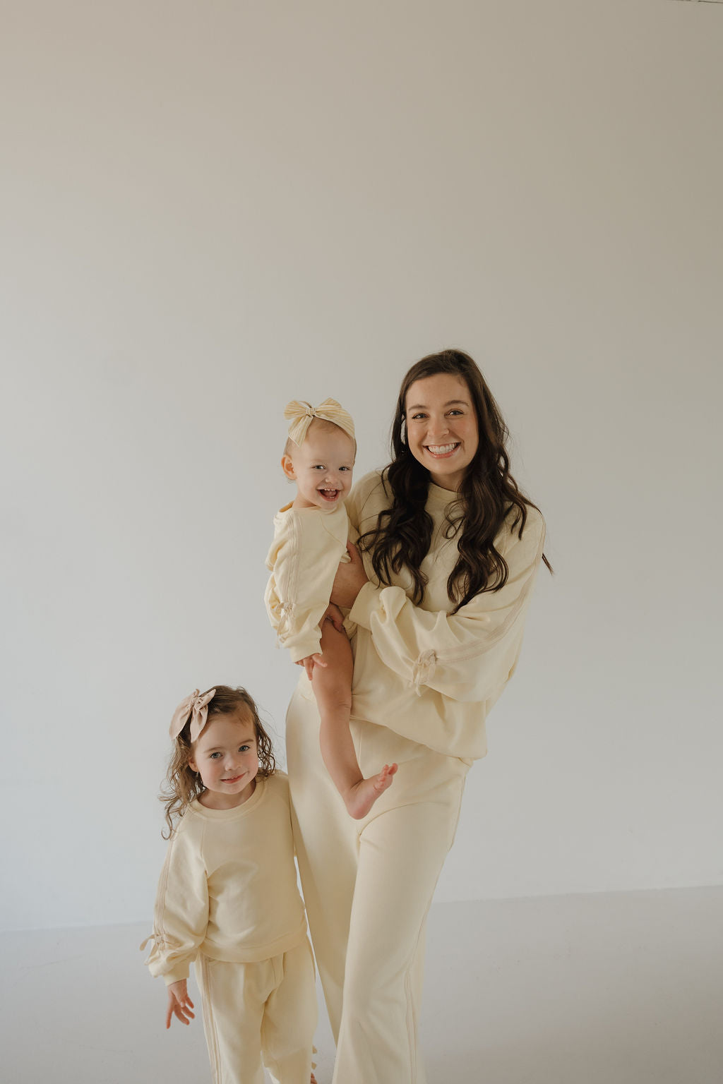 women’s sweat set // buttercream bows (mama + me)