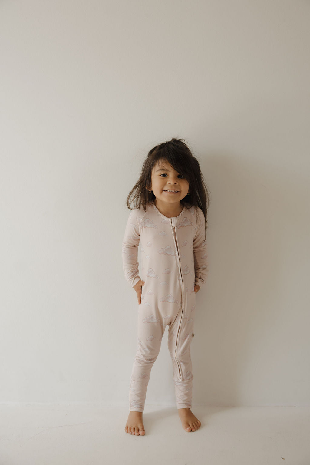 neutral blush cloud bamboo pajamas // ZIPPY