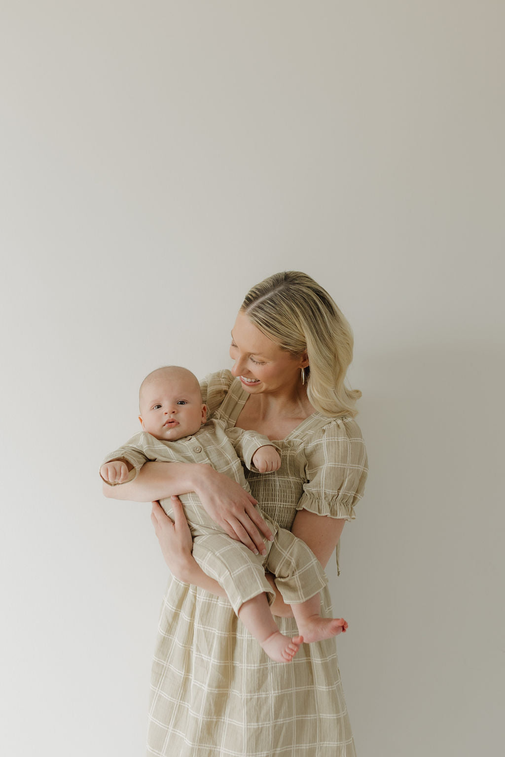women's short-sleeve muslin dress // linen grid (comes in baby/child match)