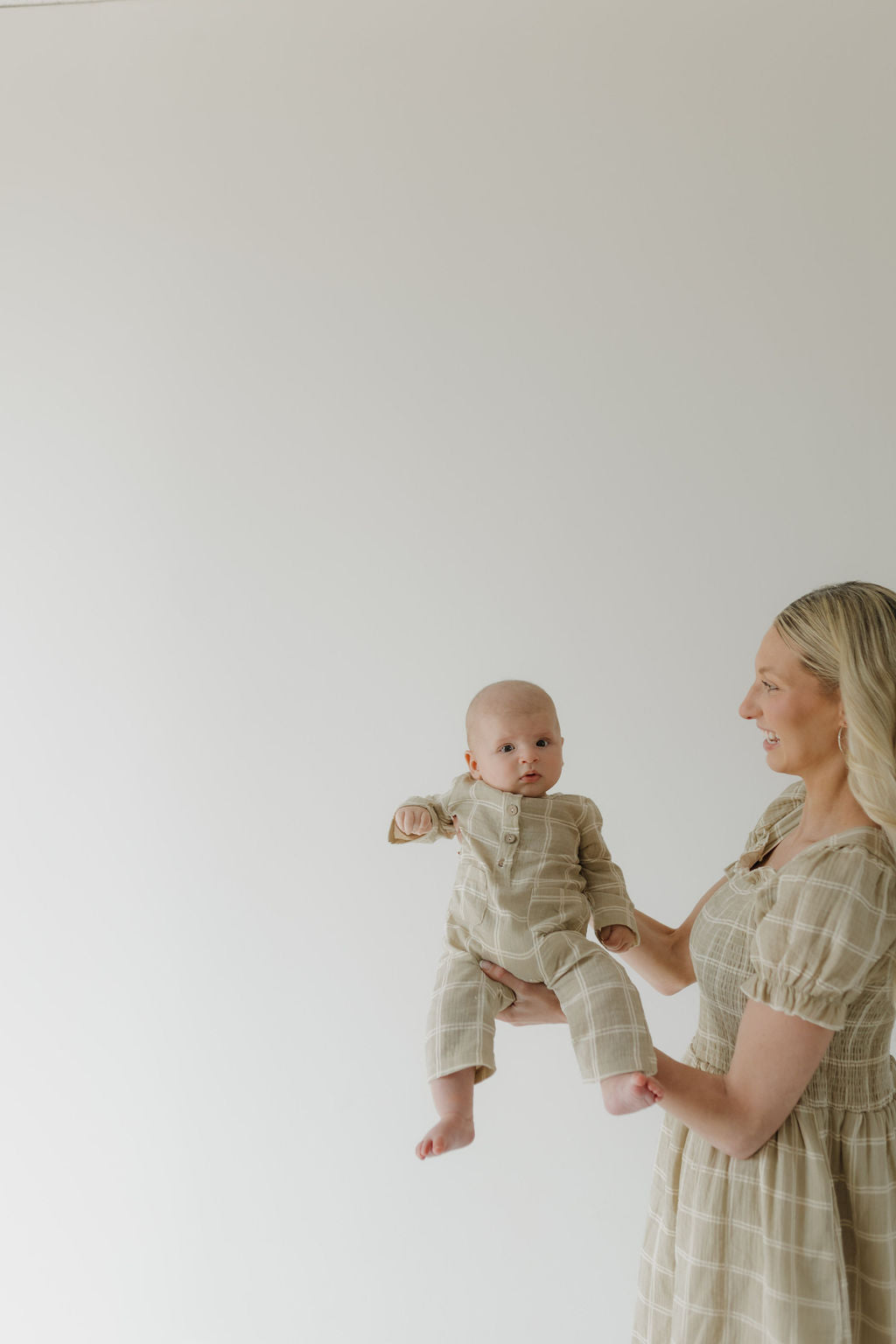 women's short-sleeve muslin dress // linen grid (comes in baby/child match)