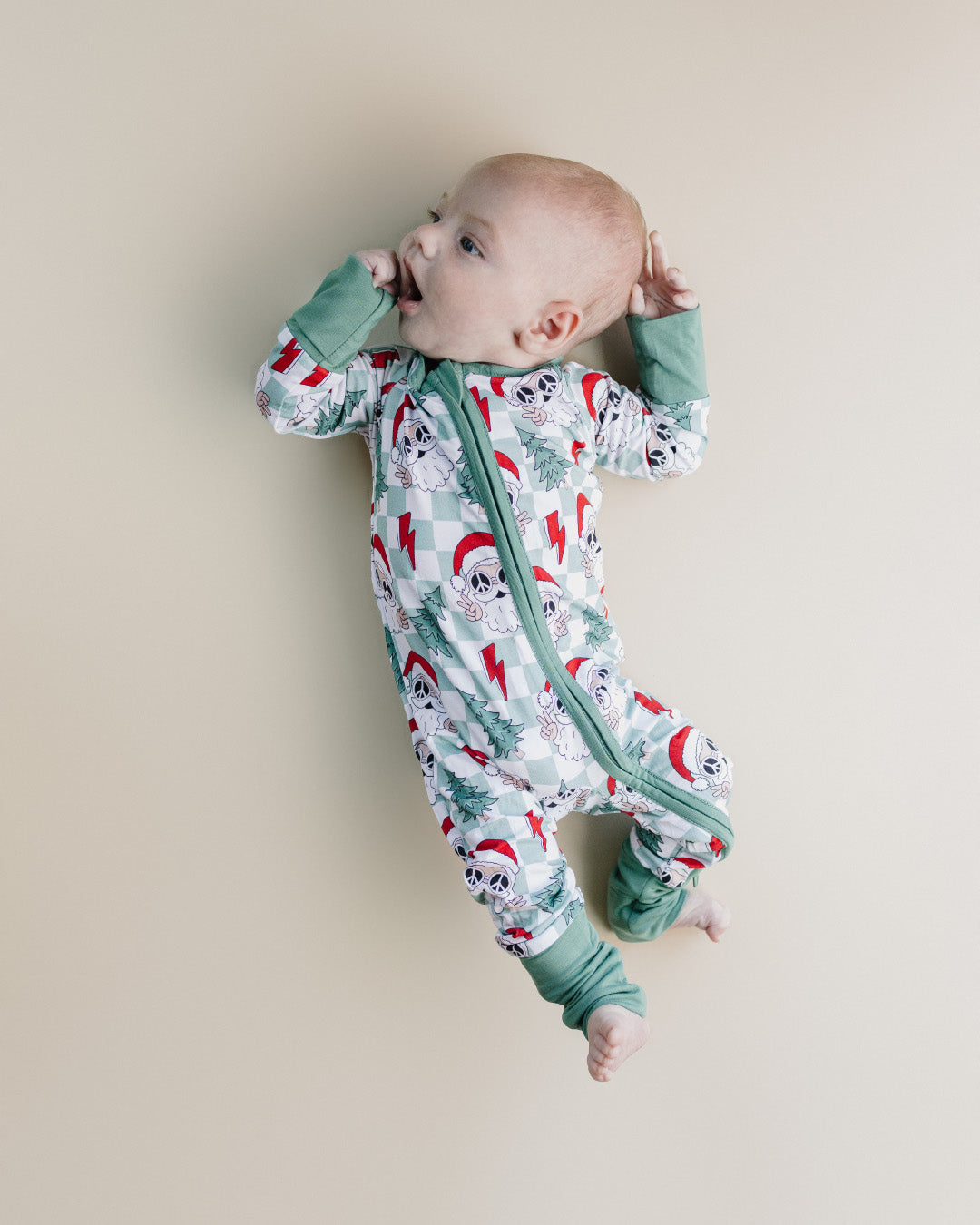 checkered santa bamboo pajamas // ZIPPY
