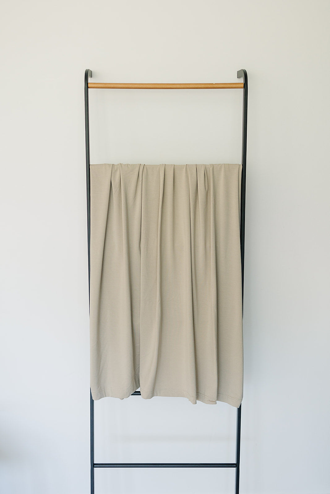 bamboo stretch swaddle // oatmeal