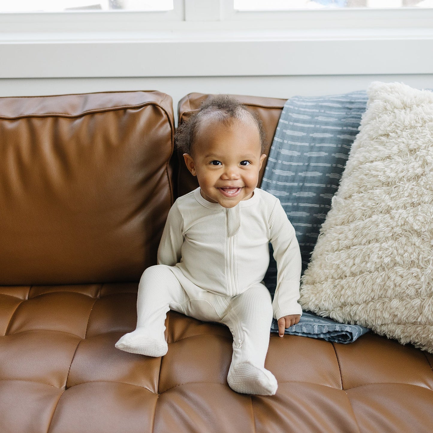 organic cotton ribbed footie // vanilla