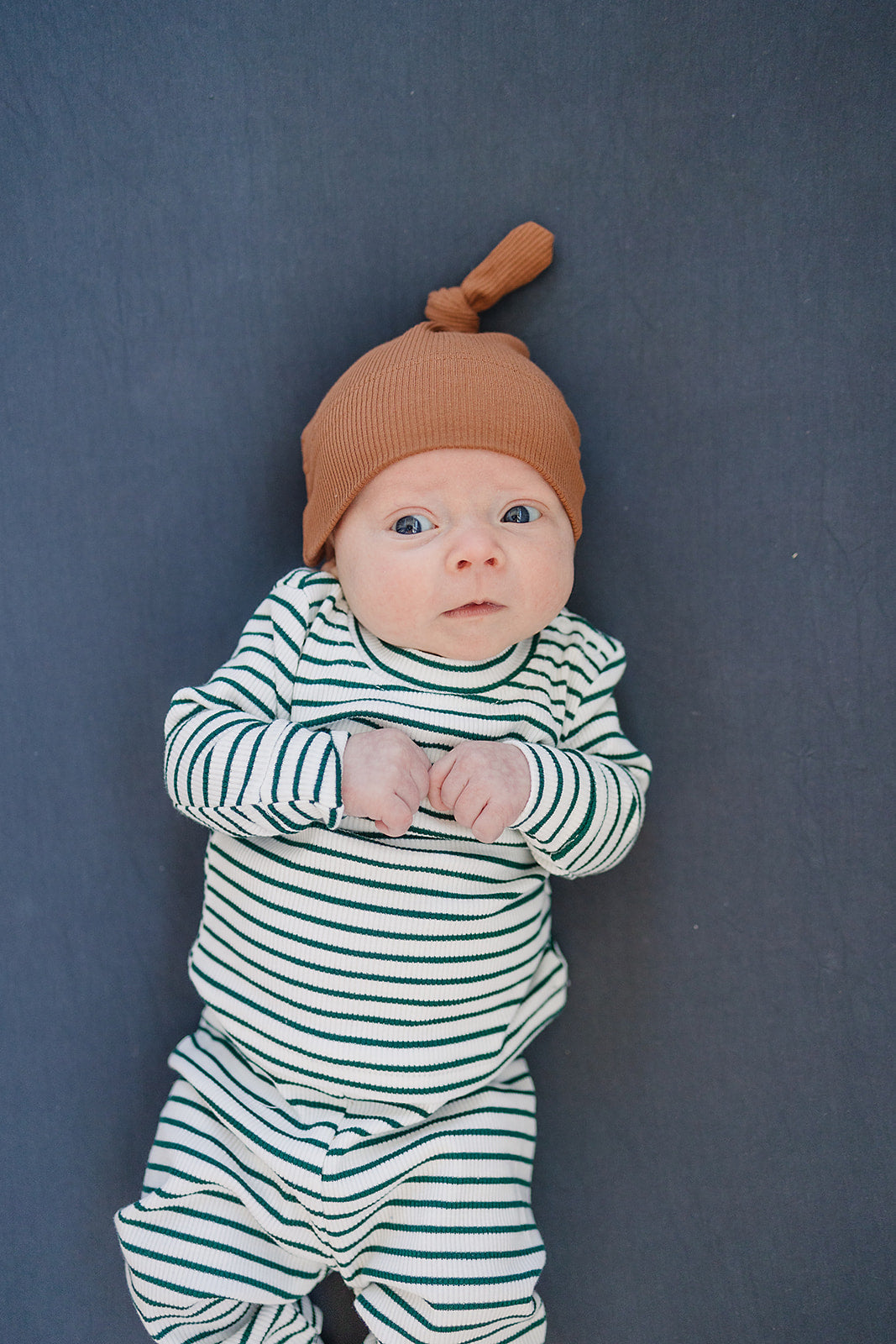 bamboo stretch crib sheet // charcoal