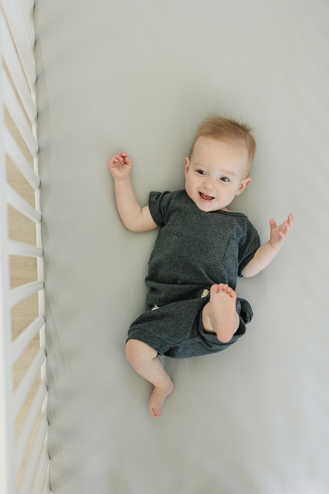 bamboo stretch crib sheet // stone
