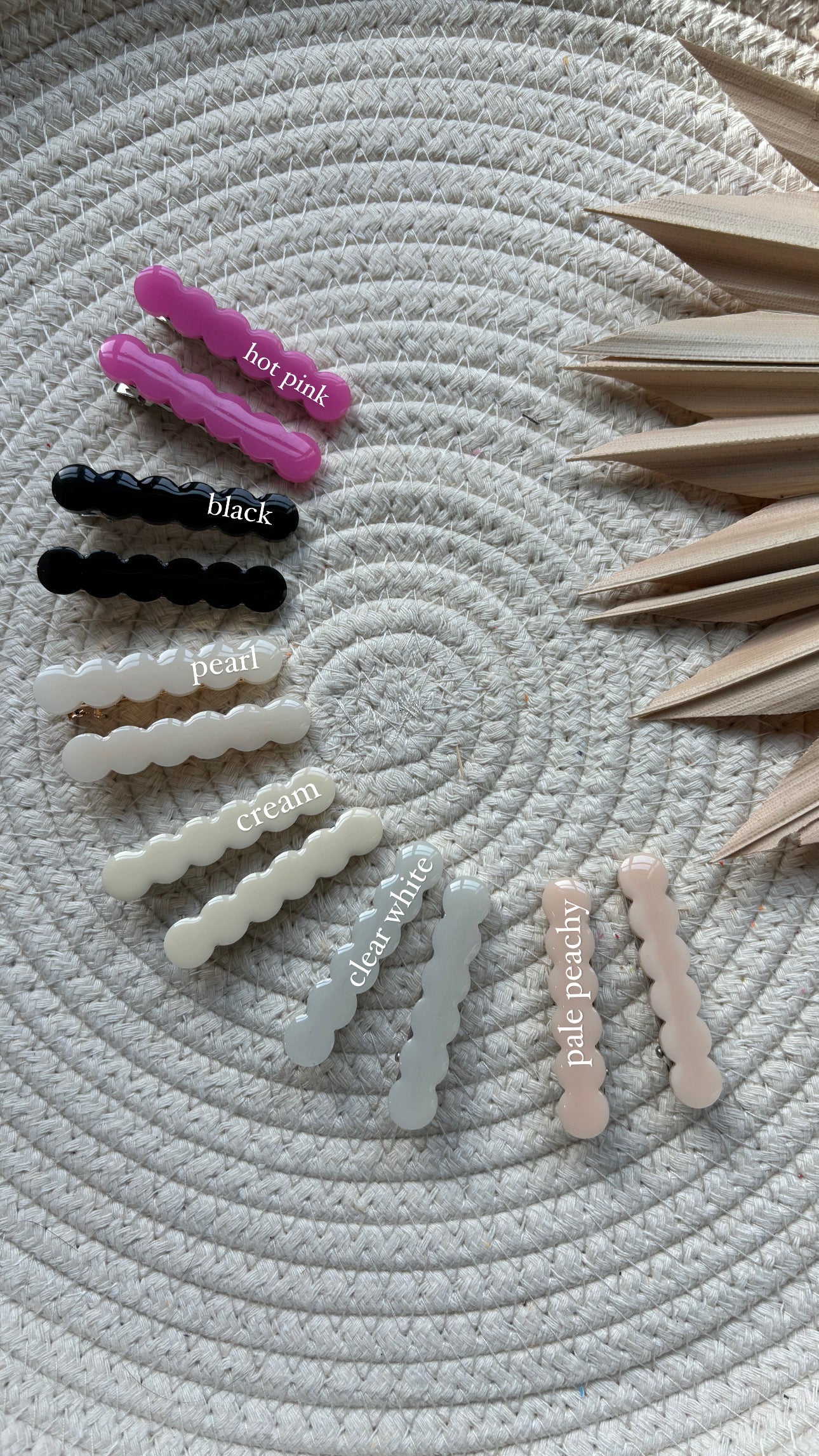 SINGLE CUSTOMIZABLE alligator hair clips // scalloped large