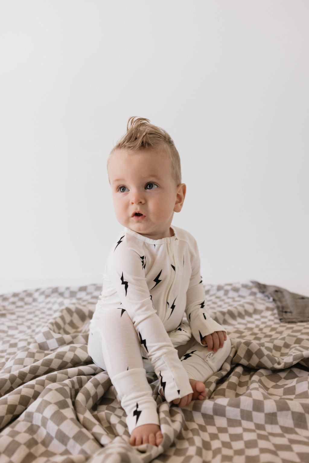 white/black lightning bolt bamboo pajamas // ZIPPY