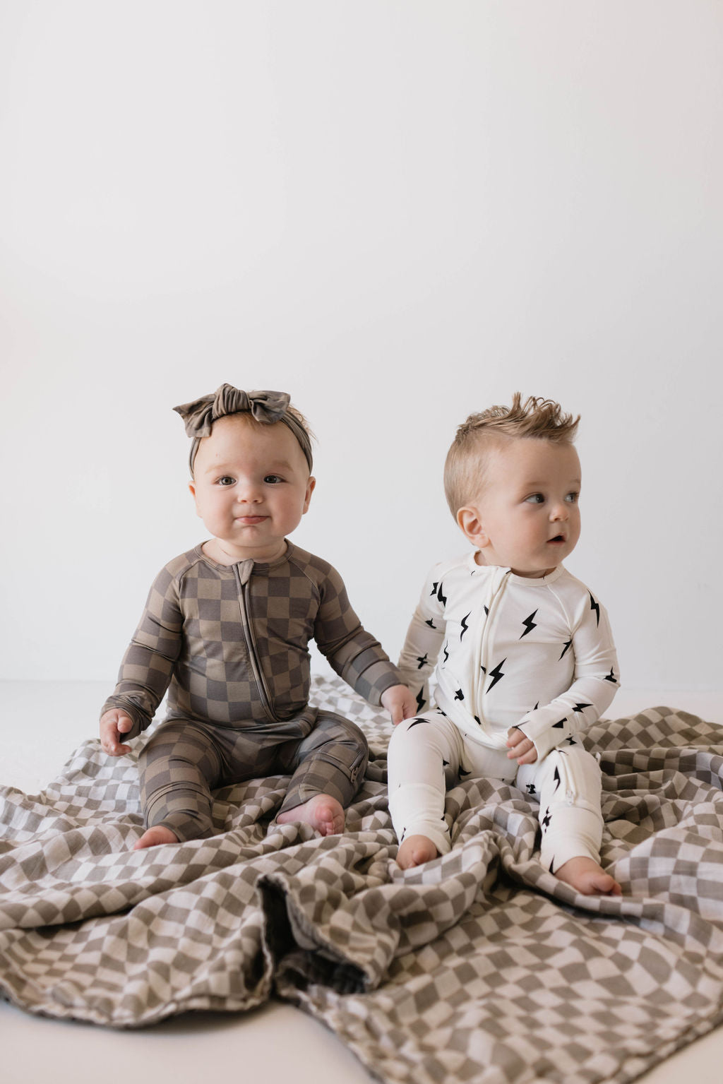 white/black lightning bolt bamboo pajamas // ZIPPY