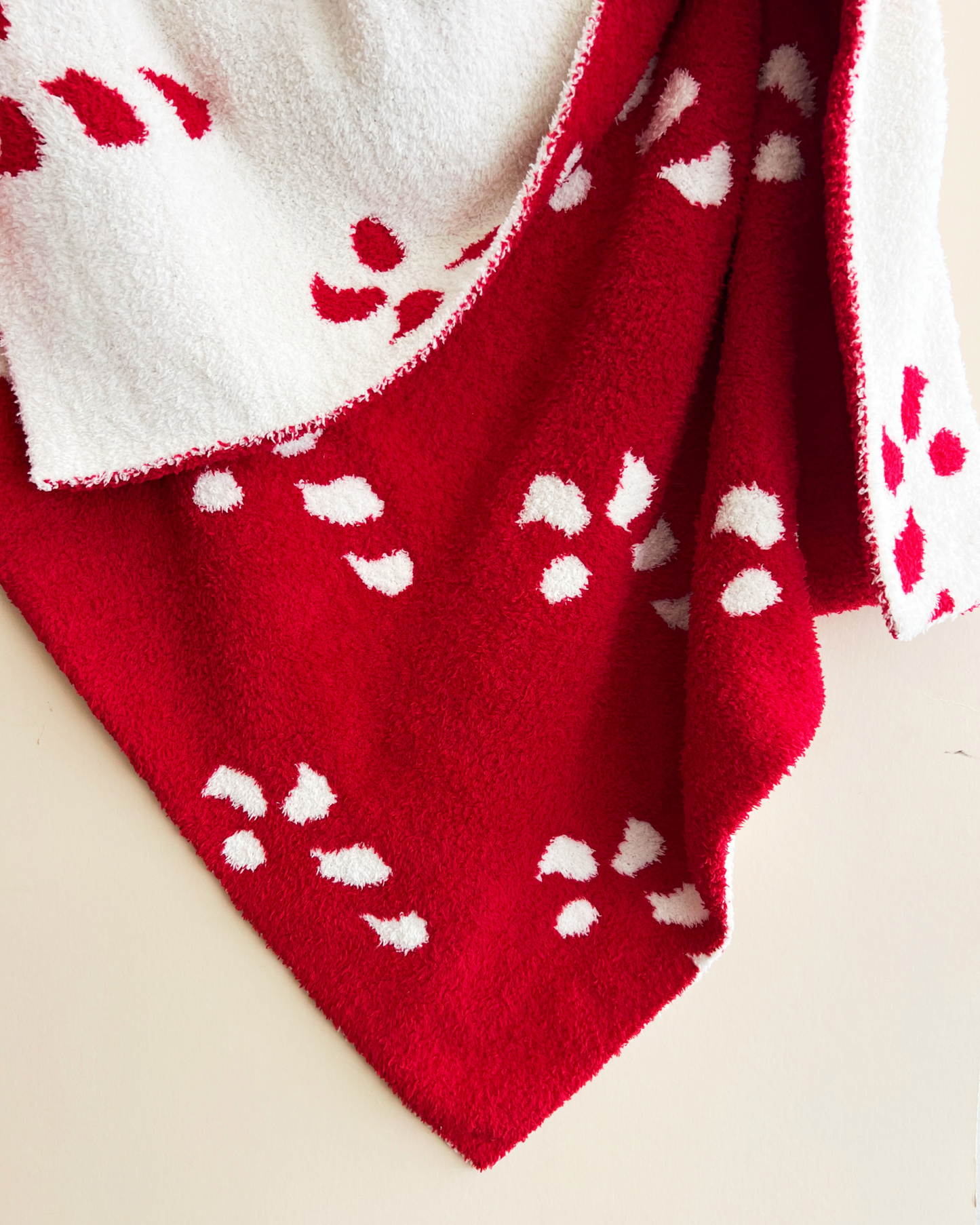 buttery soft blanket // candy cane