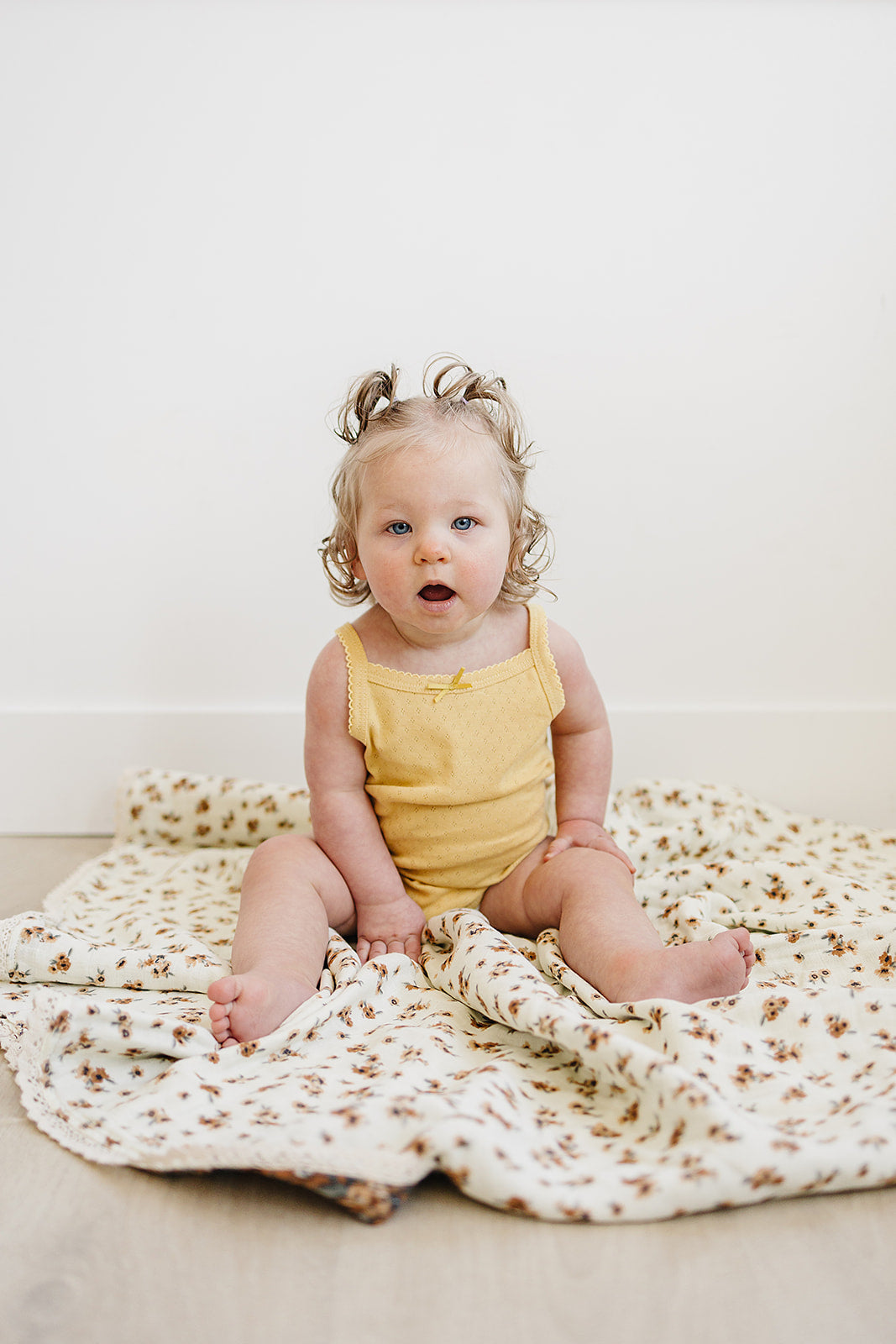 bow pointelle tank bodysuit // yellow
