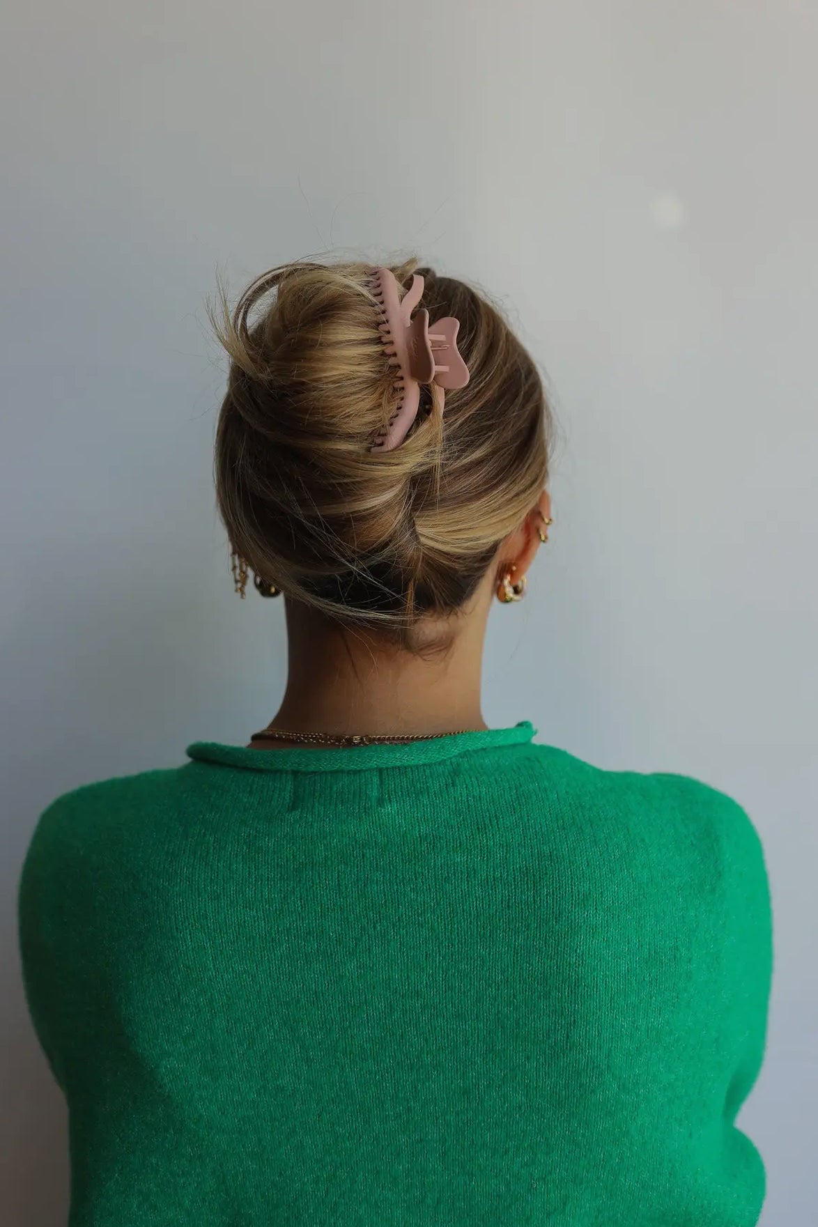 WAVY hold everything claw clip // midi