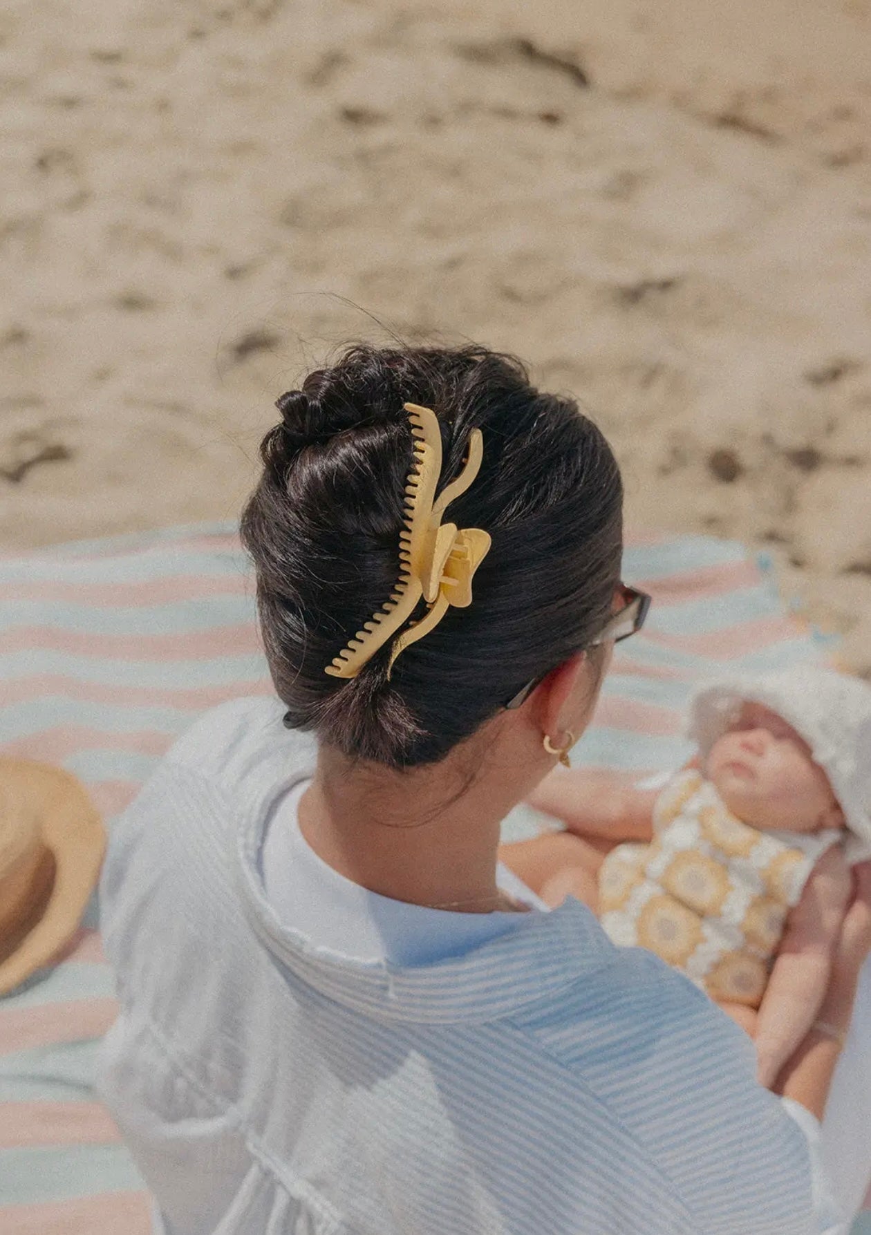 WAVY hold everything claw clip // original