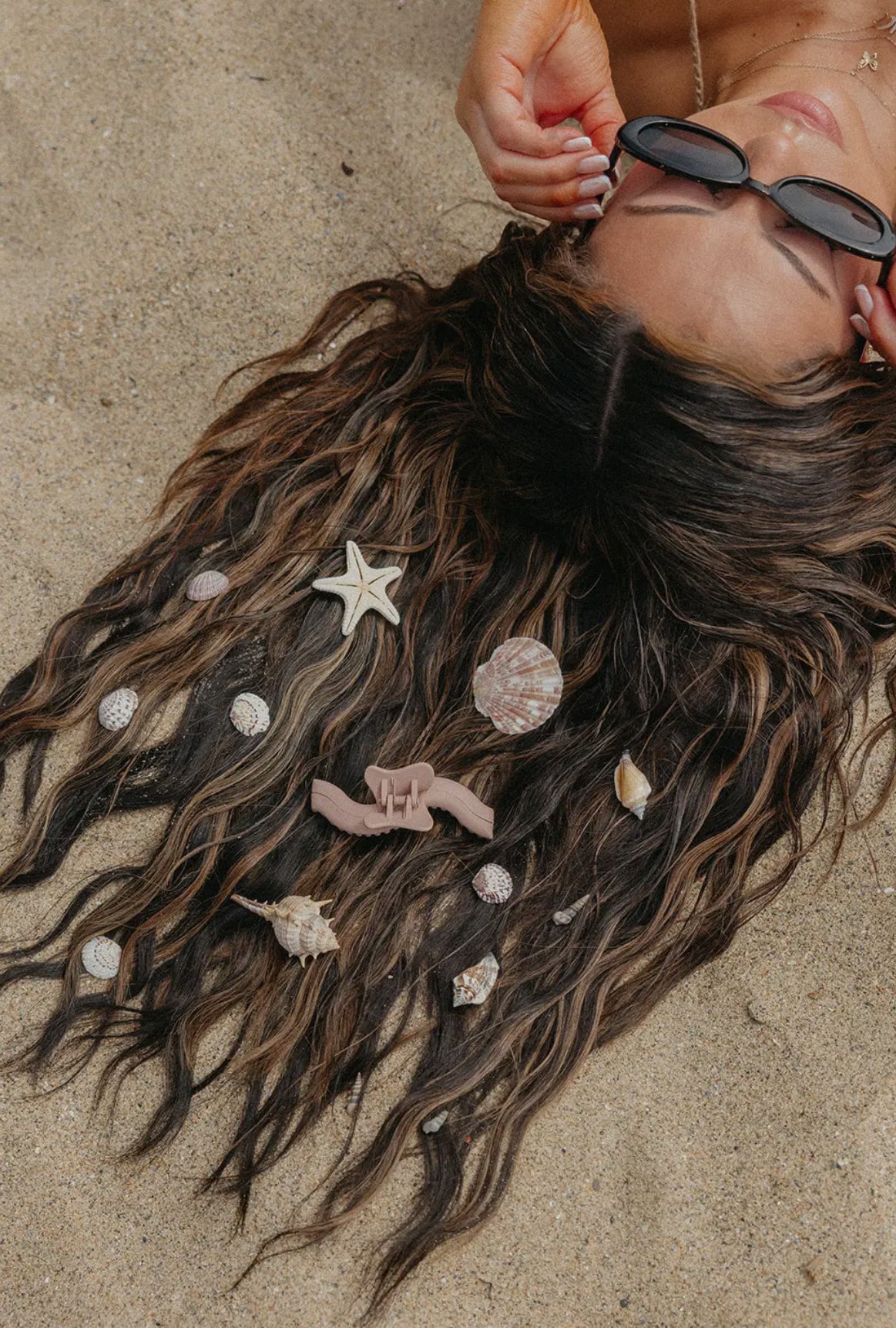 WAVY hold everything claw clip // midi