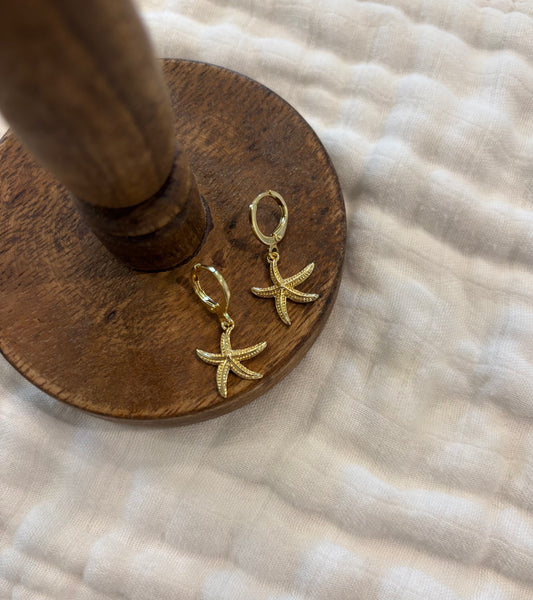 gold starfish huggie hoop earrings