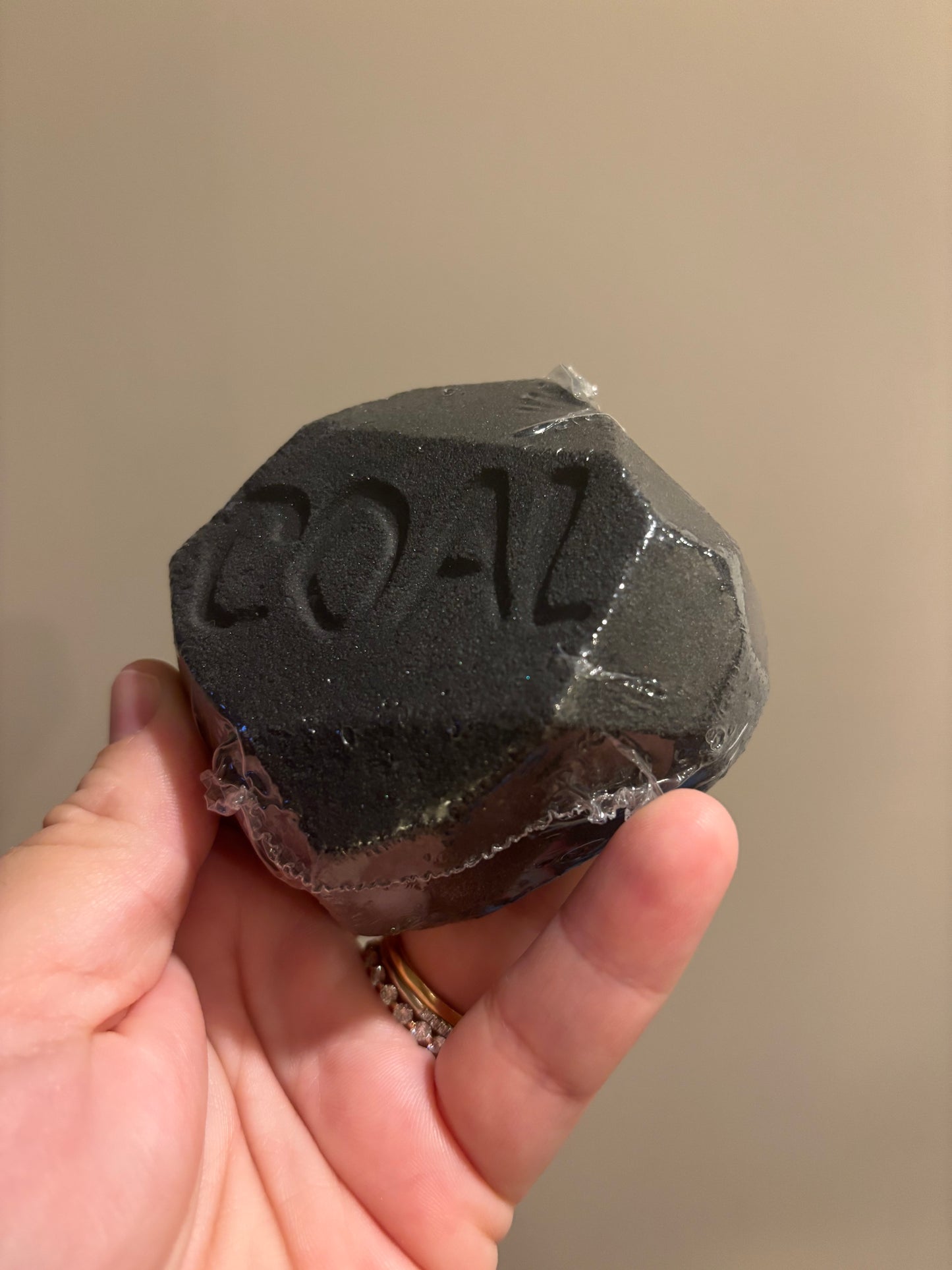 bath bomb // coal