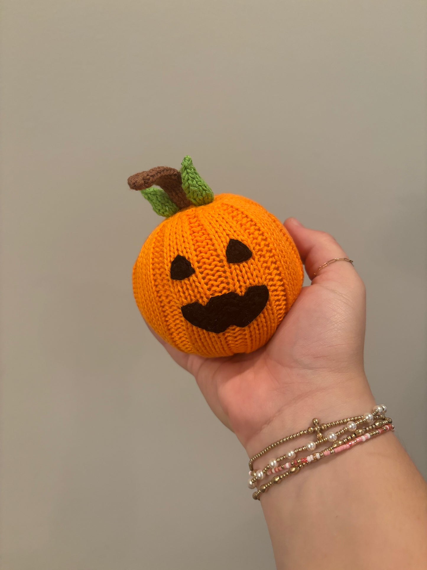 jack o lantern rattle