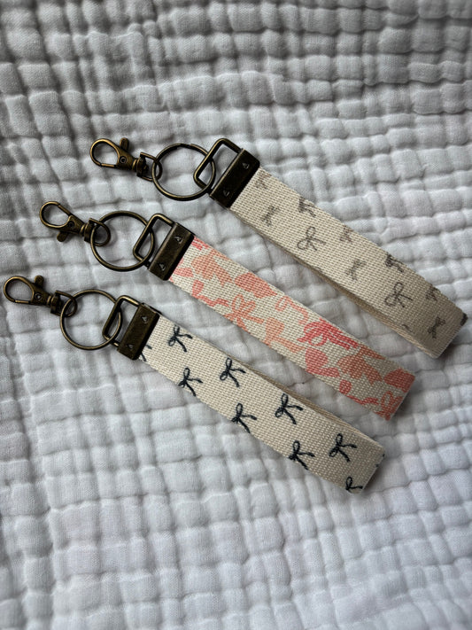key chain // bows