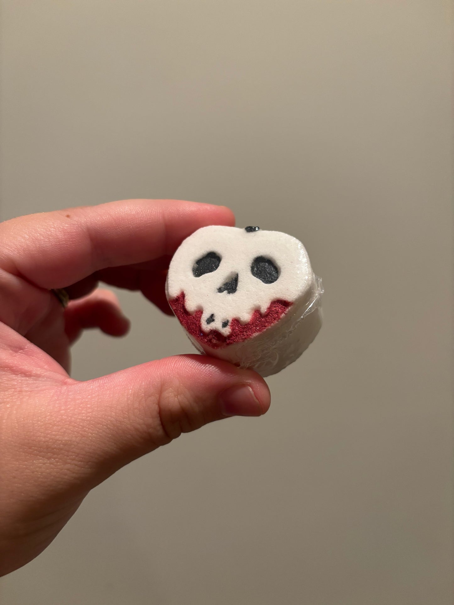 mini poison apple bath bomb