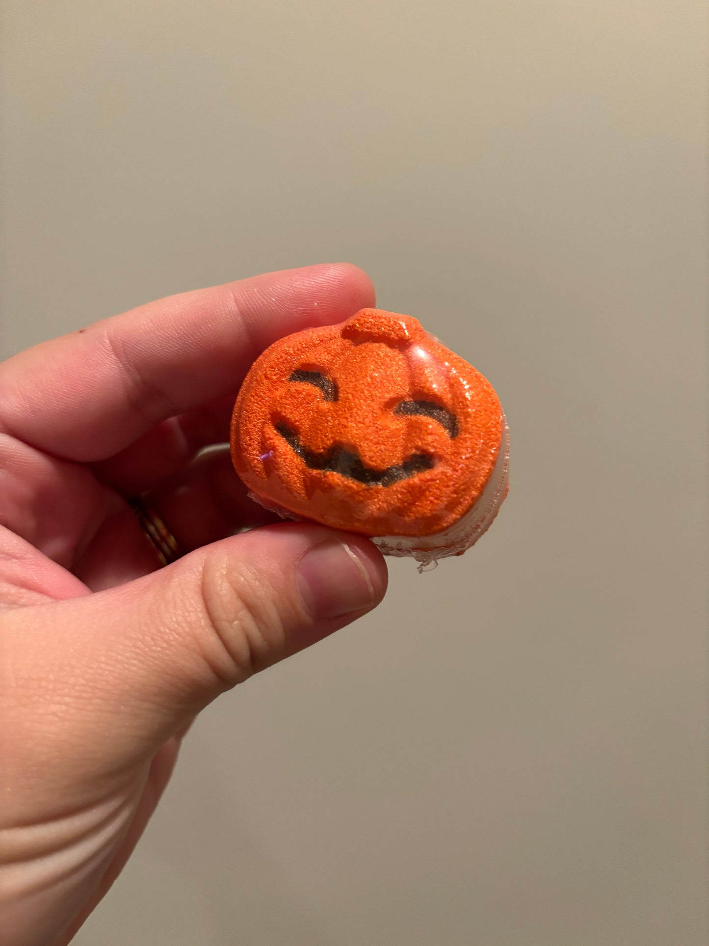 mini pumpkin bath bomb