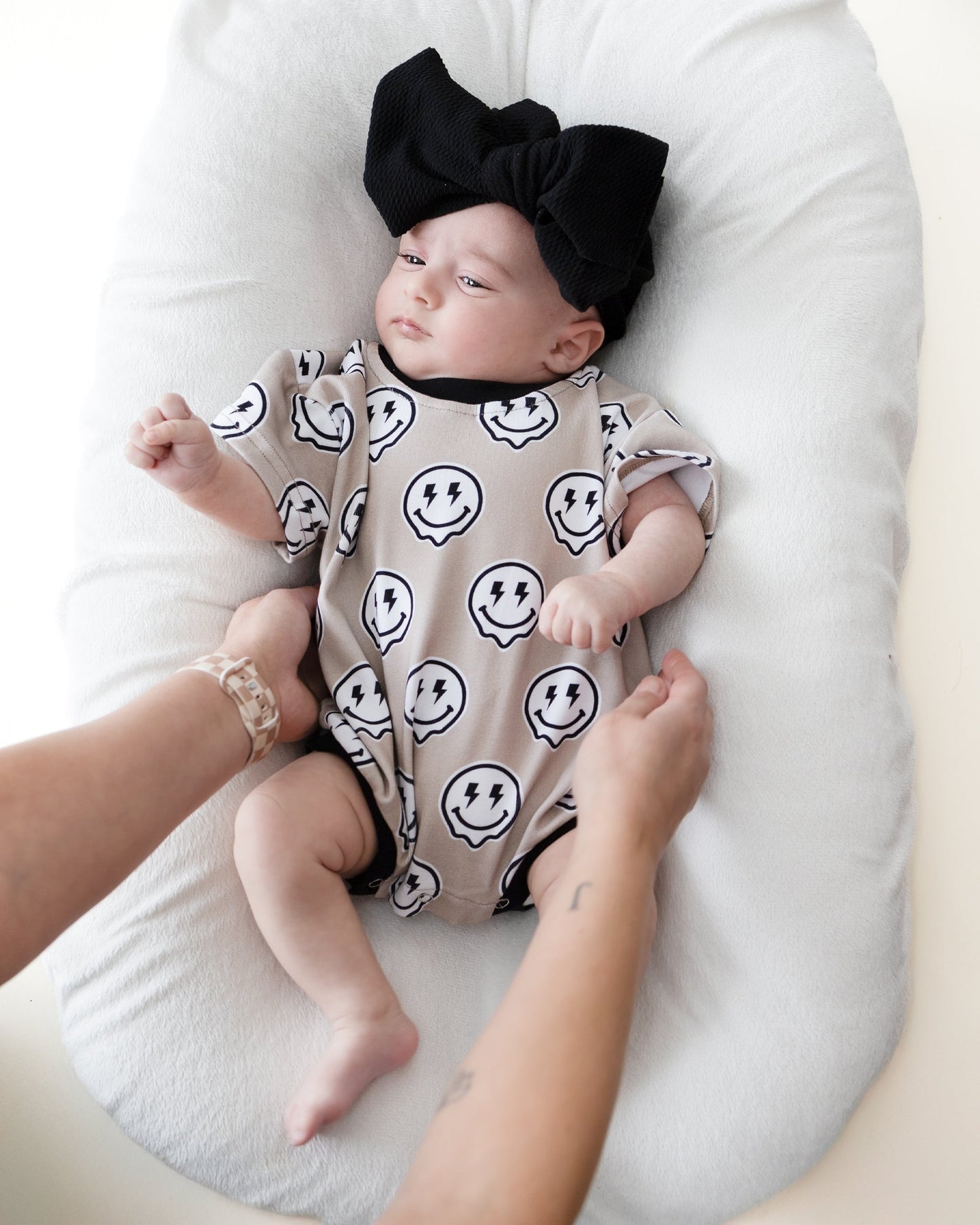 short sleeve bubble romper // electric drippy smiley