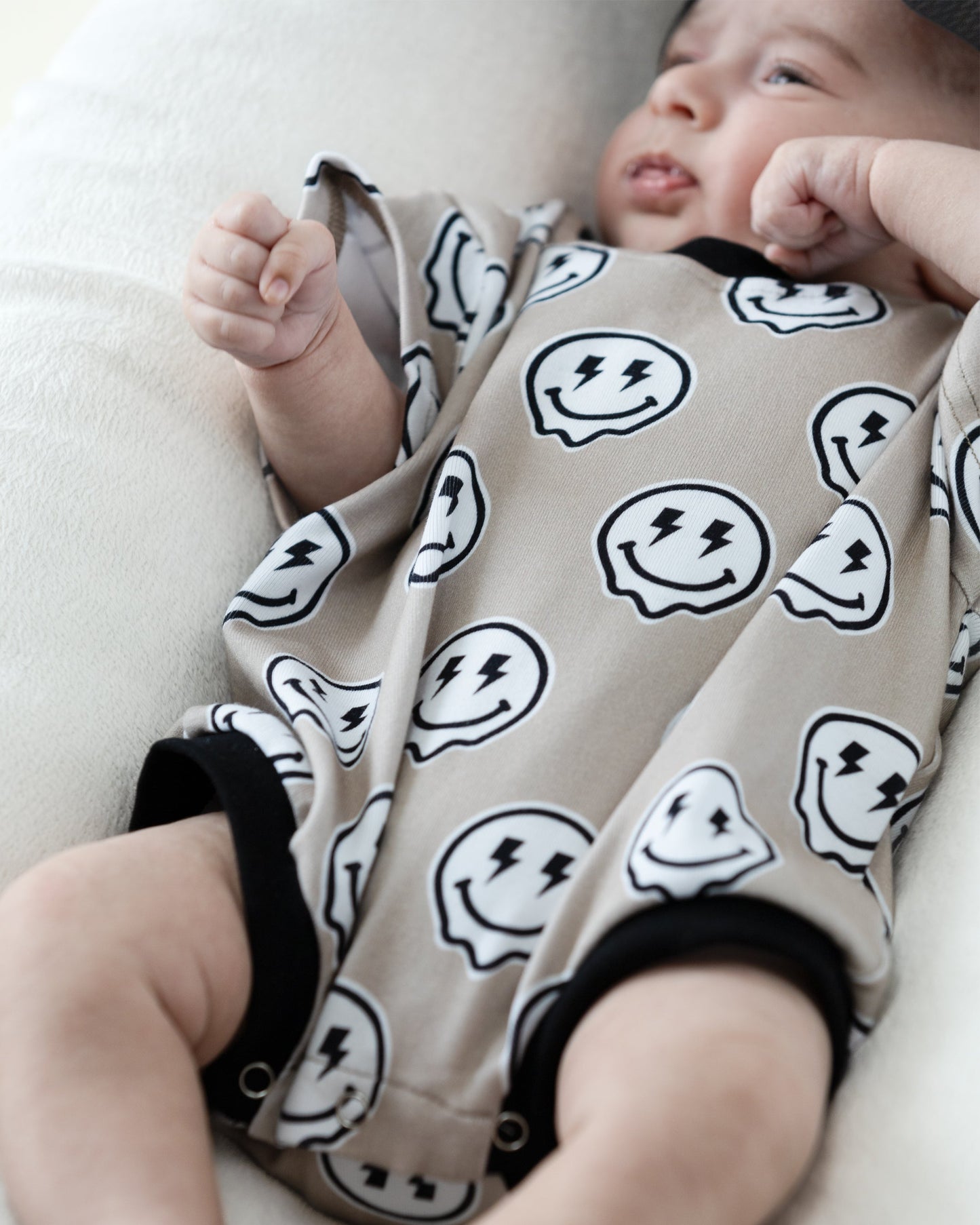 short sleeve bubble romper // electric drippy smiley