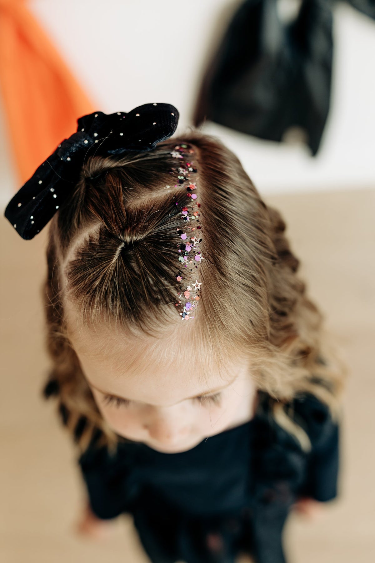 hair glitter // Lydia