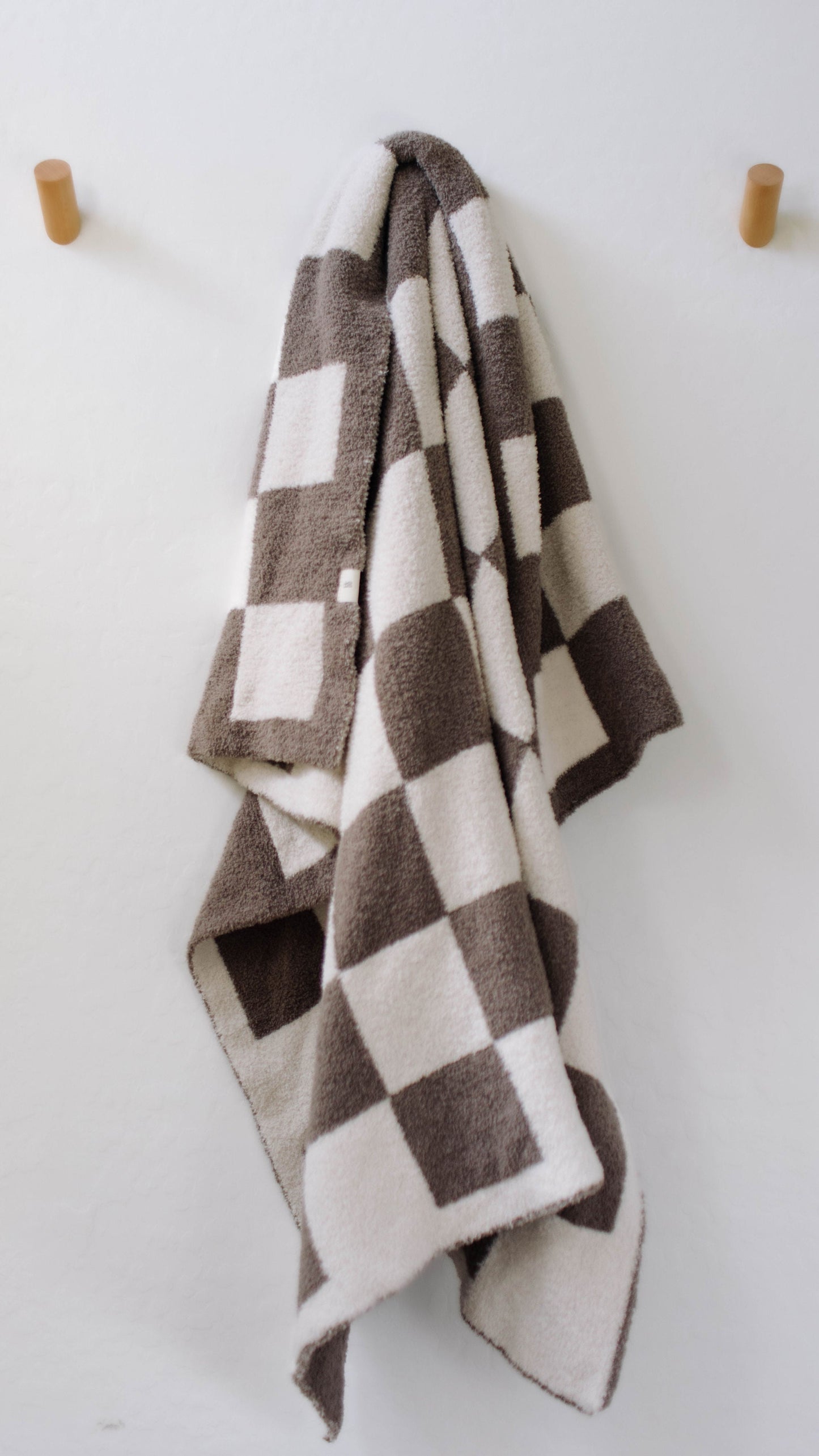 plush blanket // mushroom checkerboard