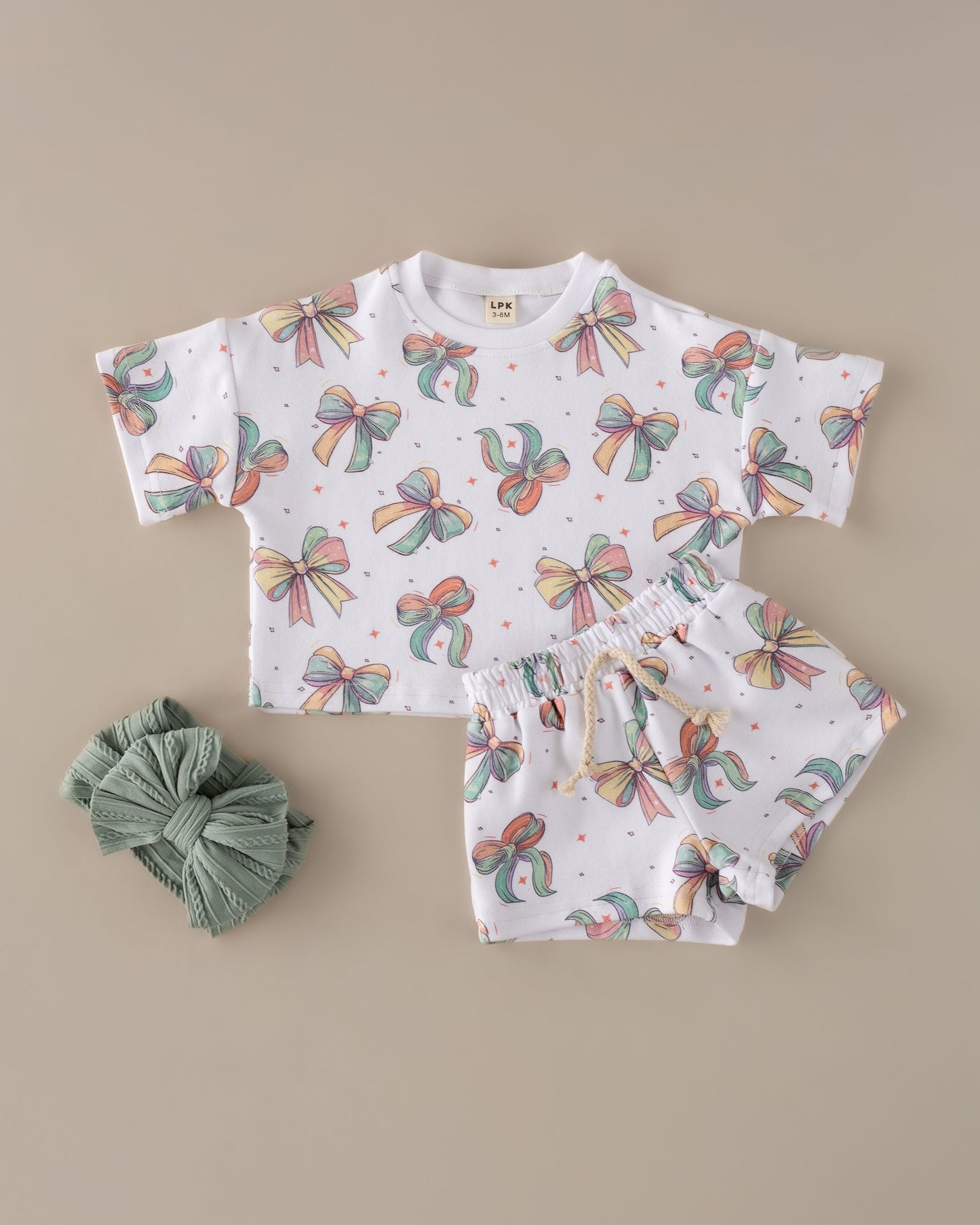 shorts set // happy bows (sizing up to 8/9)