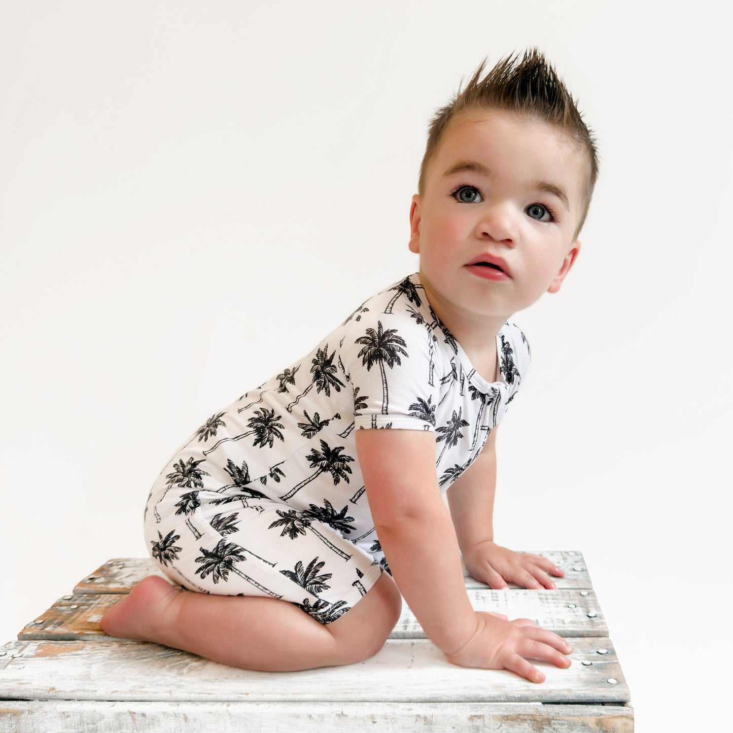 white palm bamboo pajamas // SHORTIE
