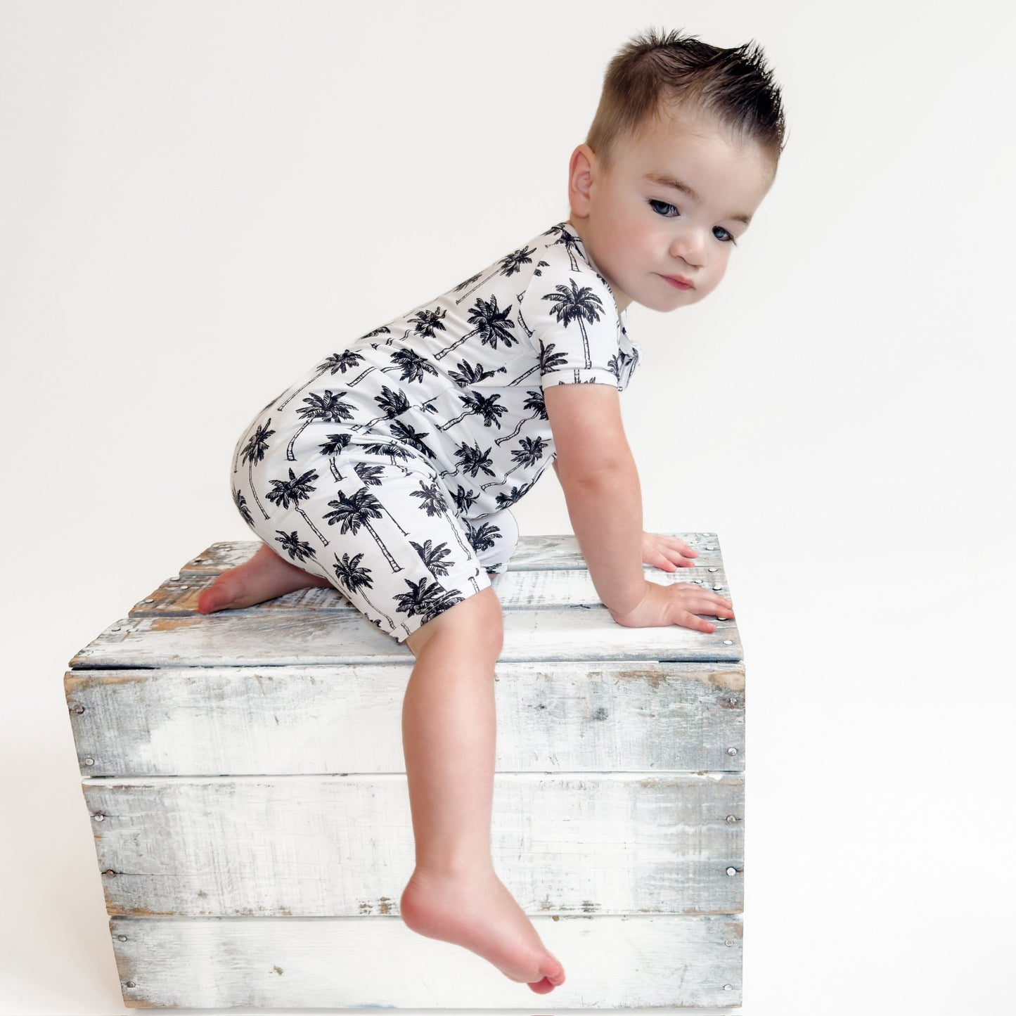 white palm bamboo pajamas // SHORTIE